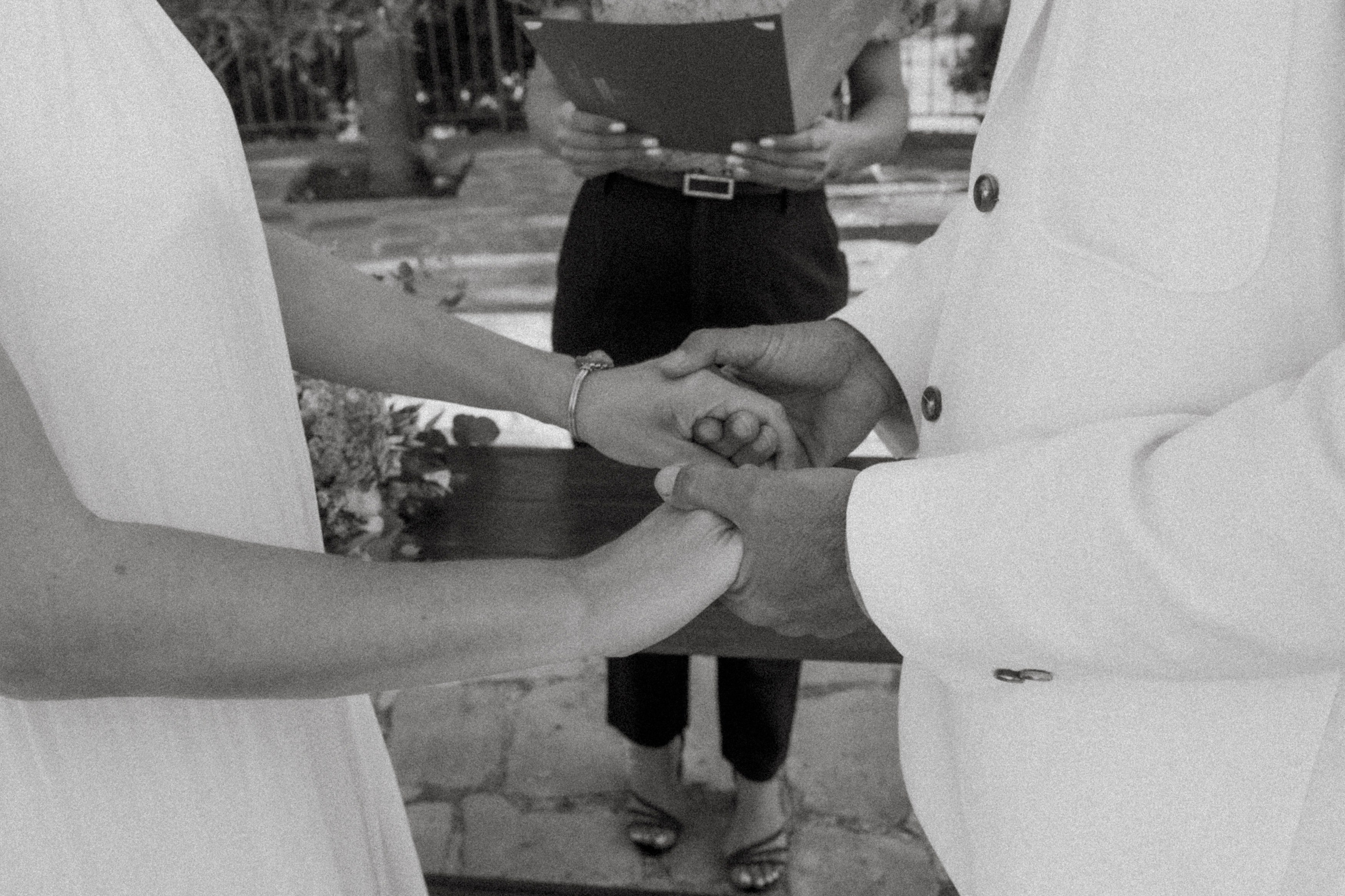 Dancing, laughter and traditions — a Greek-Russian Wedding. Katerina Nord | Wedding and Couple Photographer in Germany and Europe