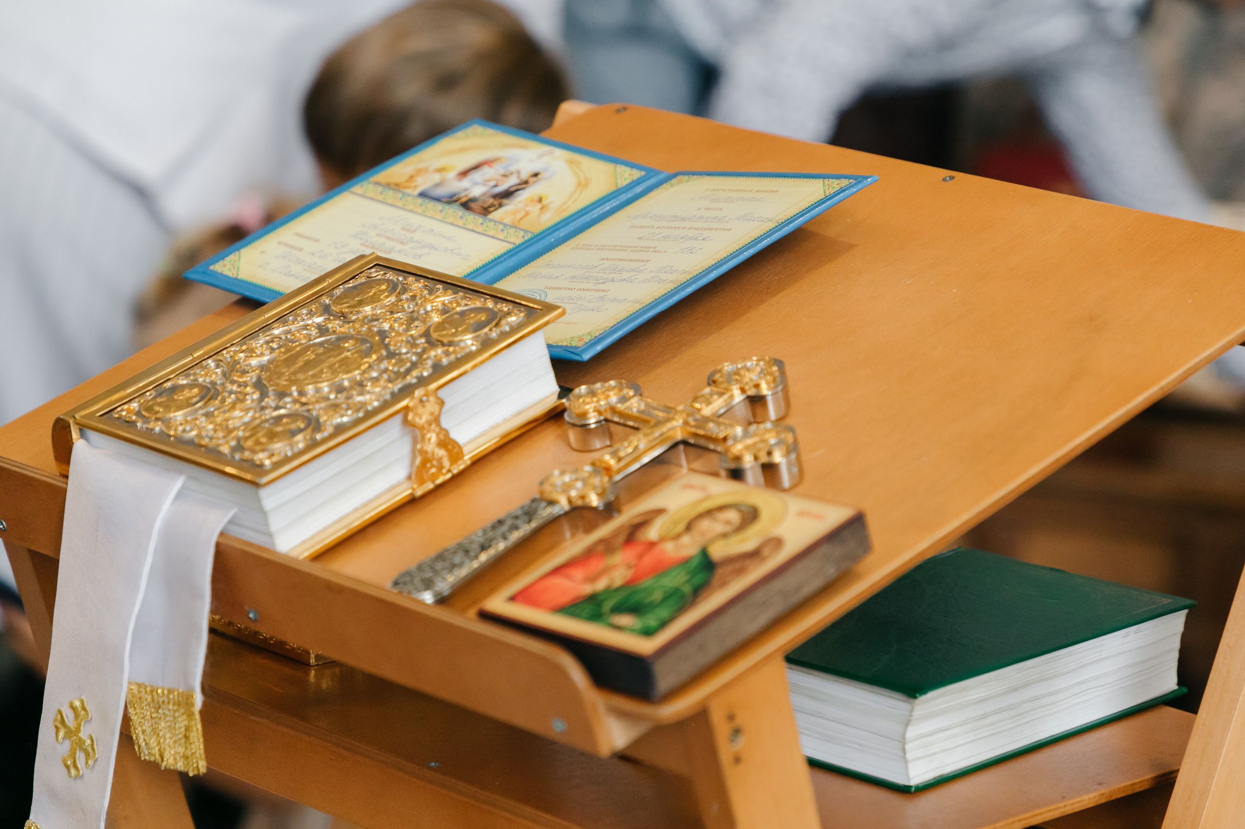 Крещение ребенка в Исаакиевском соборе СПб, крещение в церкви цена, крещение ребенка цена в спб невский район, можно крестить в исаакий, крещение в исаакиевском соборе санкт-петербурга 2023, как и где покрестить ребенка в спб, как записаться на крестины ребенка в исаакиевском соборе, фотограф на