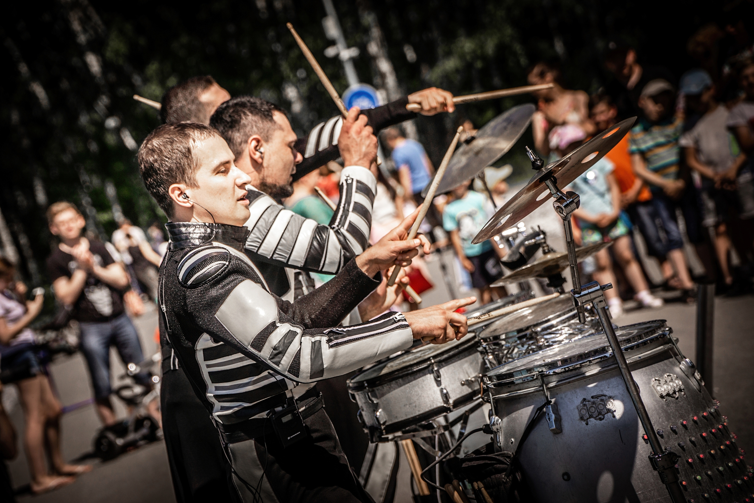 Фестиваль на газоне, барабанное шоу Hit Beat, Тюмень