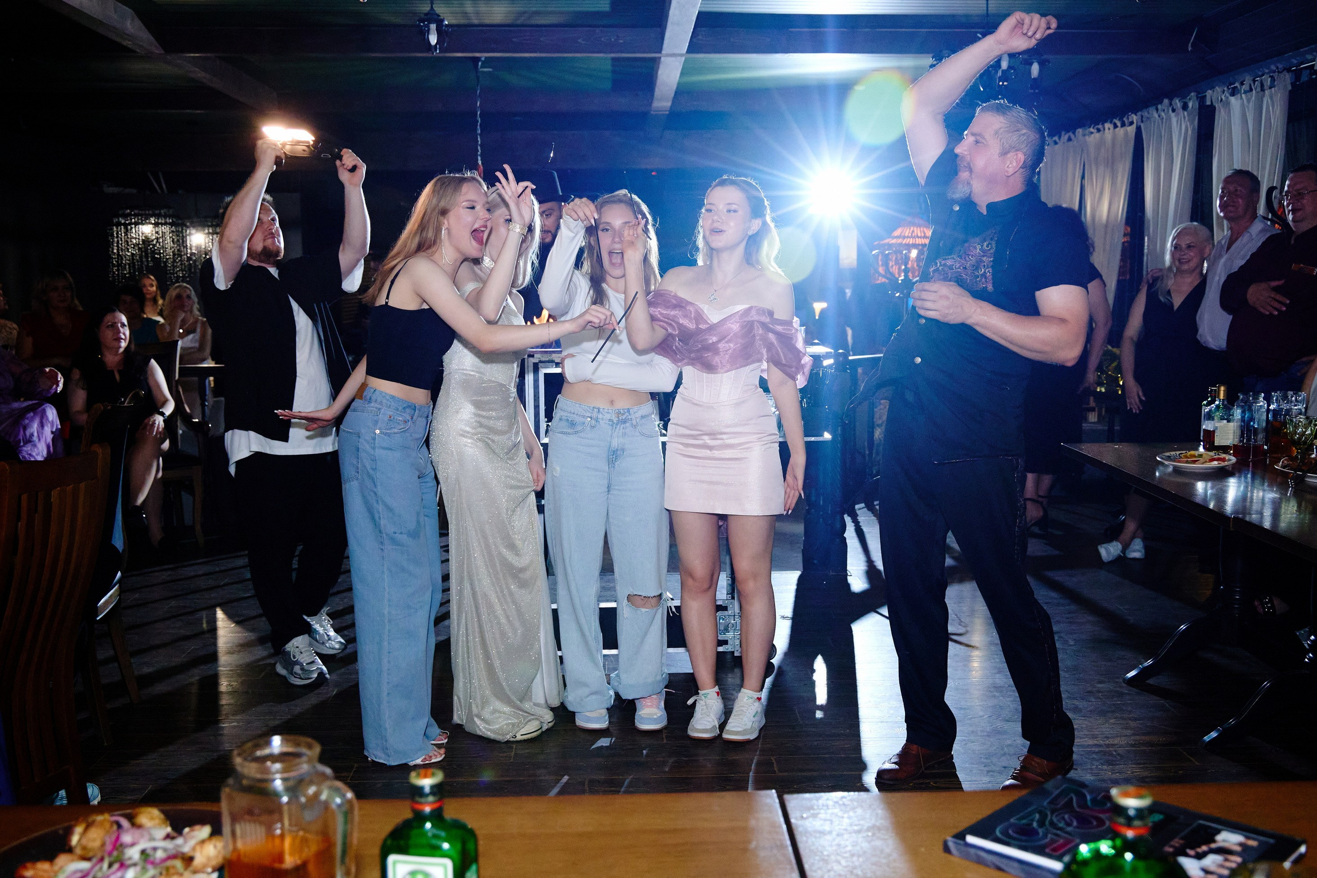 Выпускной 35 Сош. Фотограф Выпускные альбомы Таганрог Сергей Коробченко