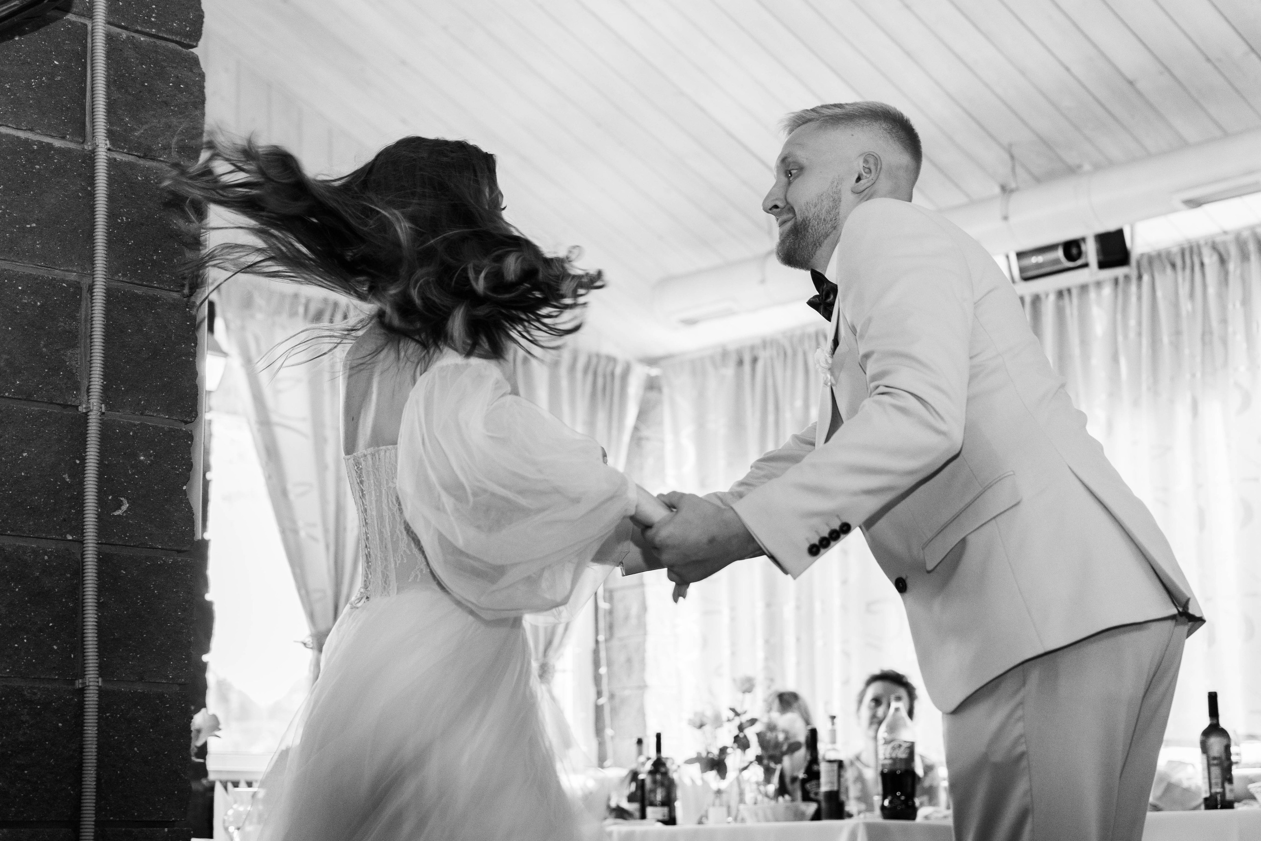 Свадебная фотосессия свадебный фотограф Татьяна Марсуверских свадебная фотопрогулка Москва Жуковский. Фотограф для маркетплейсов, фотоуслуги в Жуковском Татьяна Марсуверских