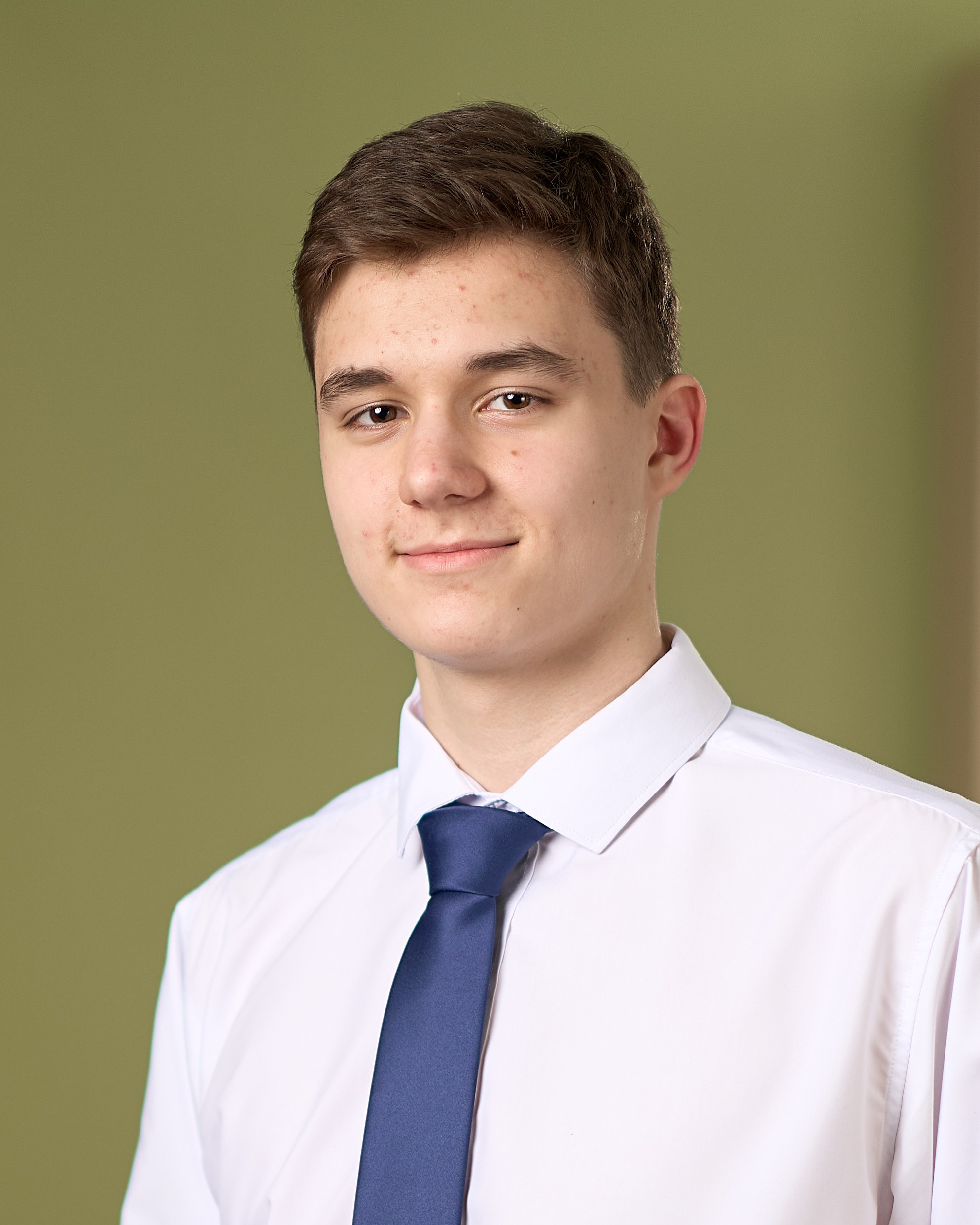 Как мы обрабатываем и ретушируем фотографии для выпускных альбомов