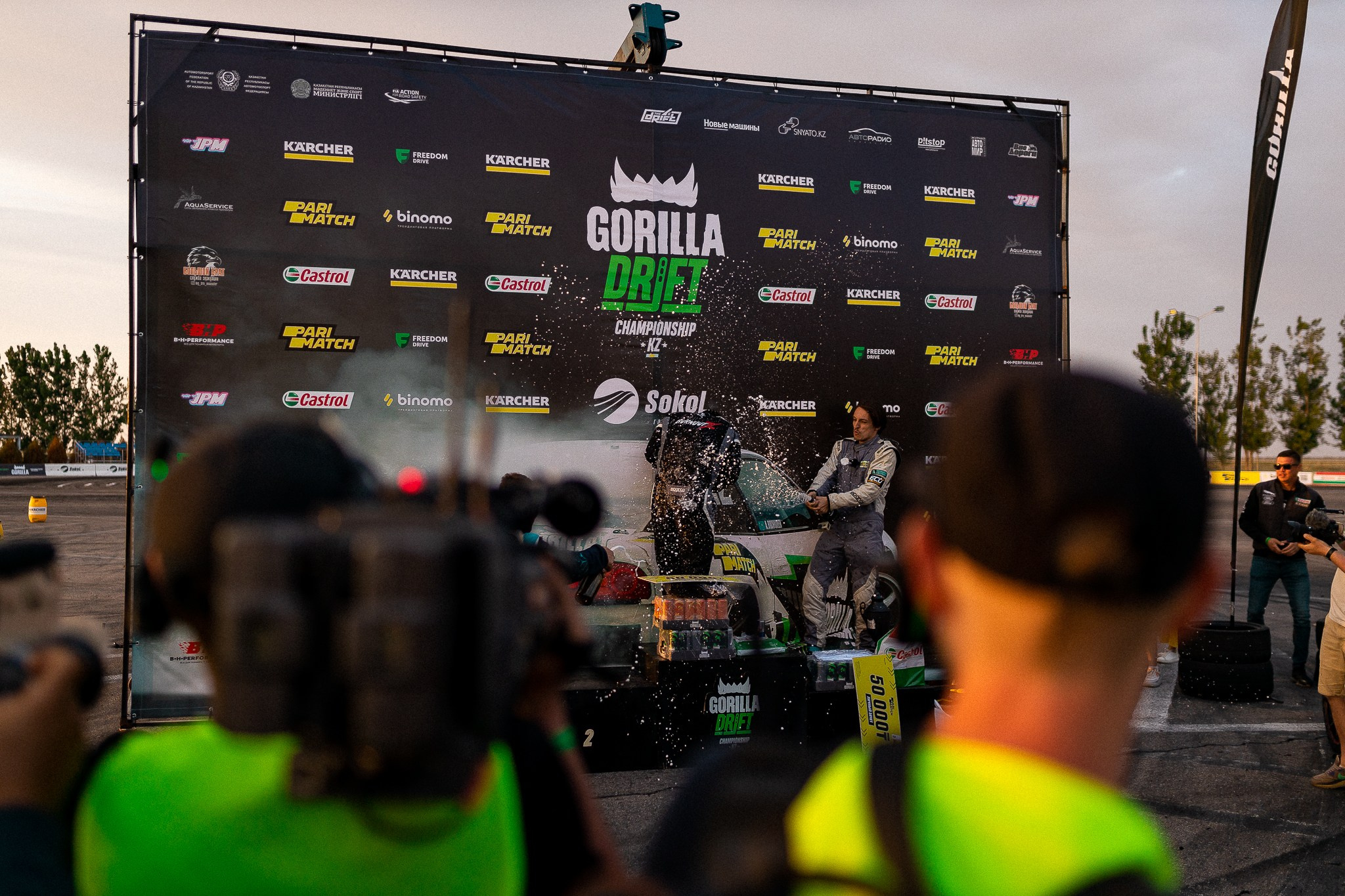 MIKHAIL VASSILYEV — Свадебный и Репортажный фотограф в Алматы