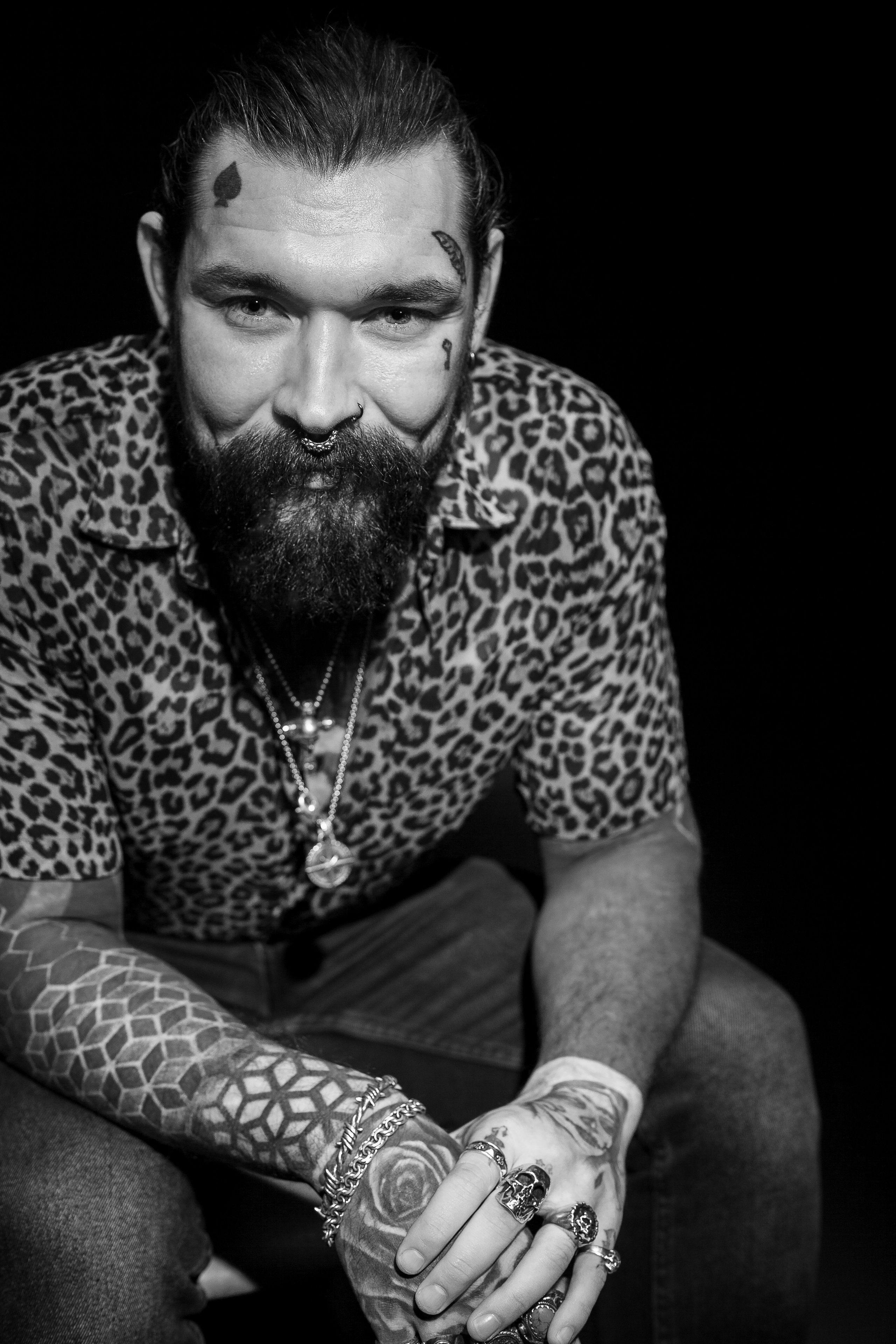 Сережа Ворон. Барбер. Психолог с фотоаппаратом Зимина Оксана