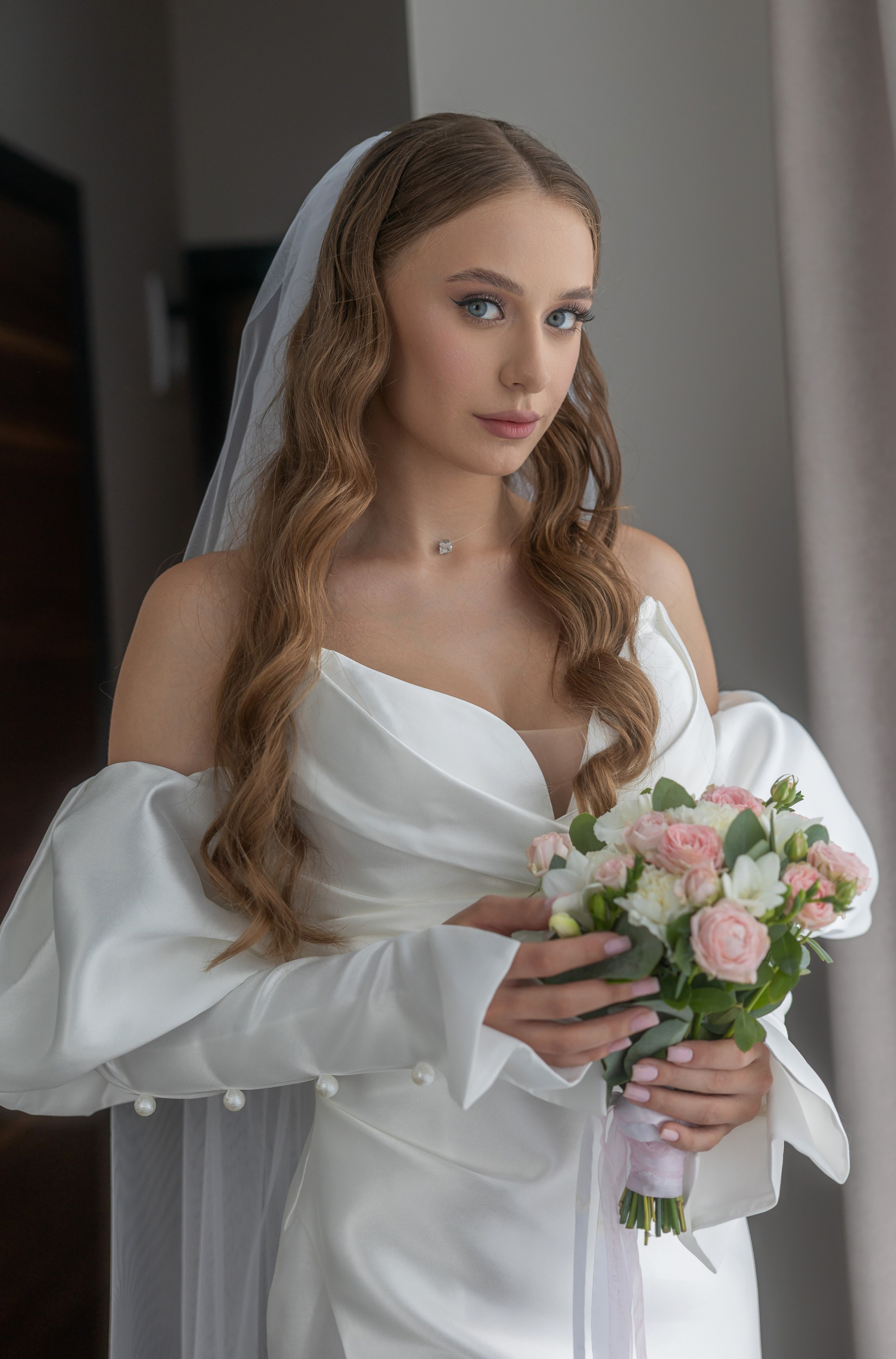 Михаил и Анастасия. Фотограф Петров Александр Свадьбы, Съемка в студии, Выпускные альбомы г. Балашов