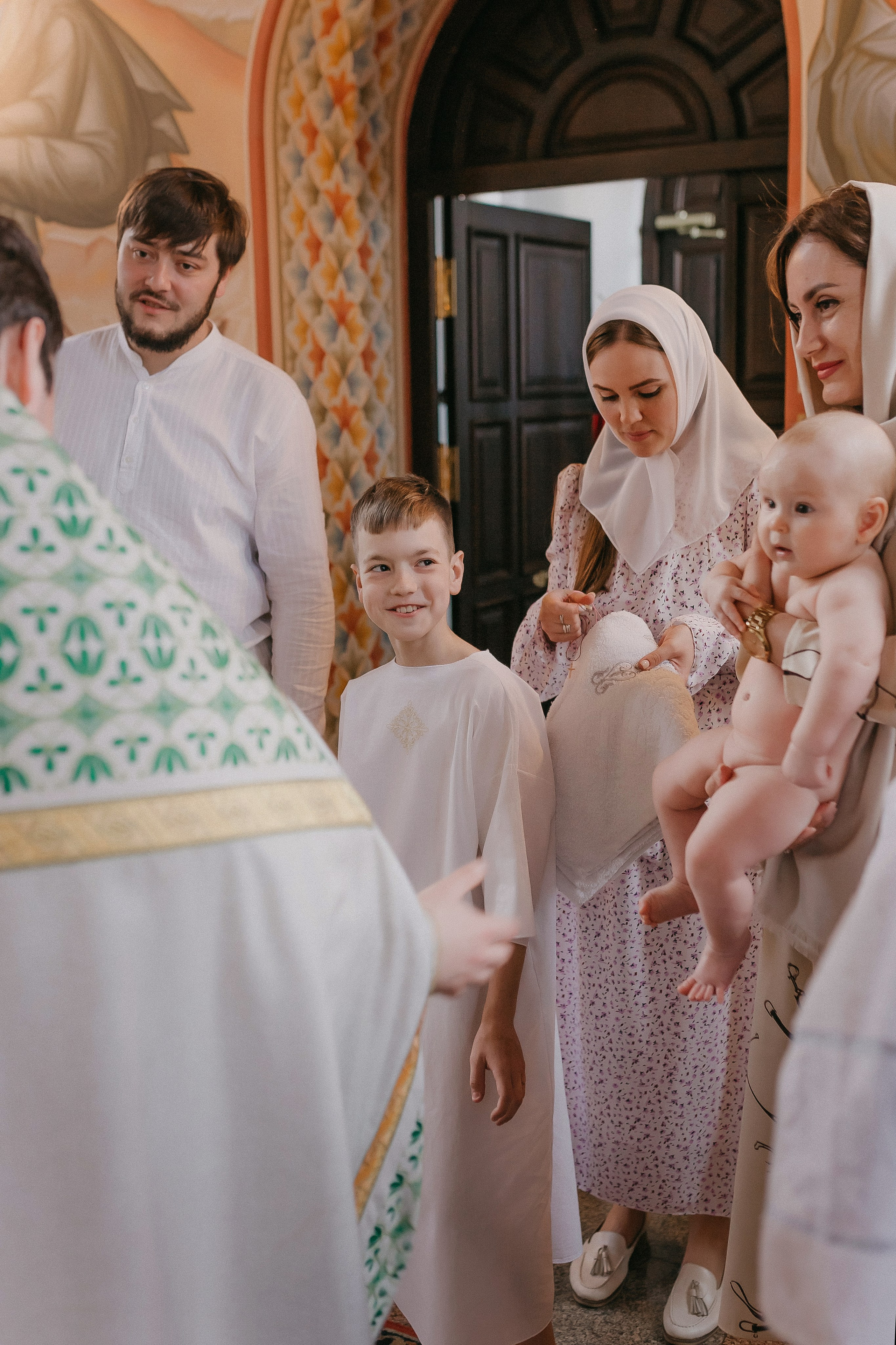 Крещение Артёма и Валерии. Храм Георгия Победоносца. Семейный фотограф в Сургуте