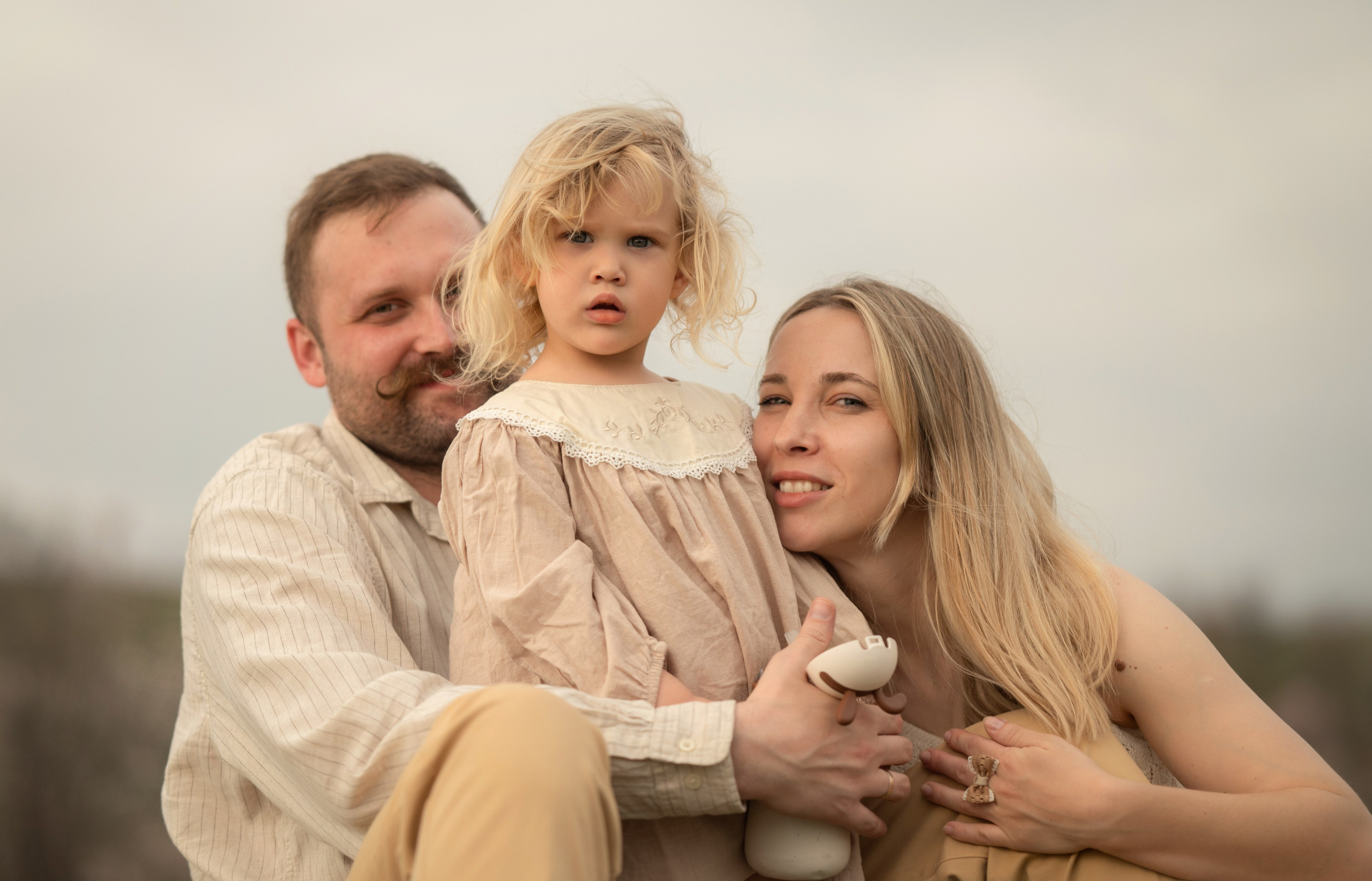 В цветущих садах миндаля…. Детский и семейный фотограф