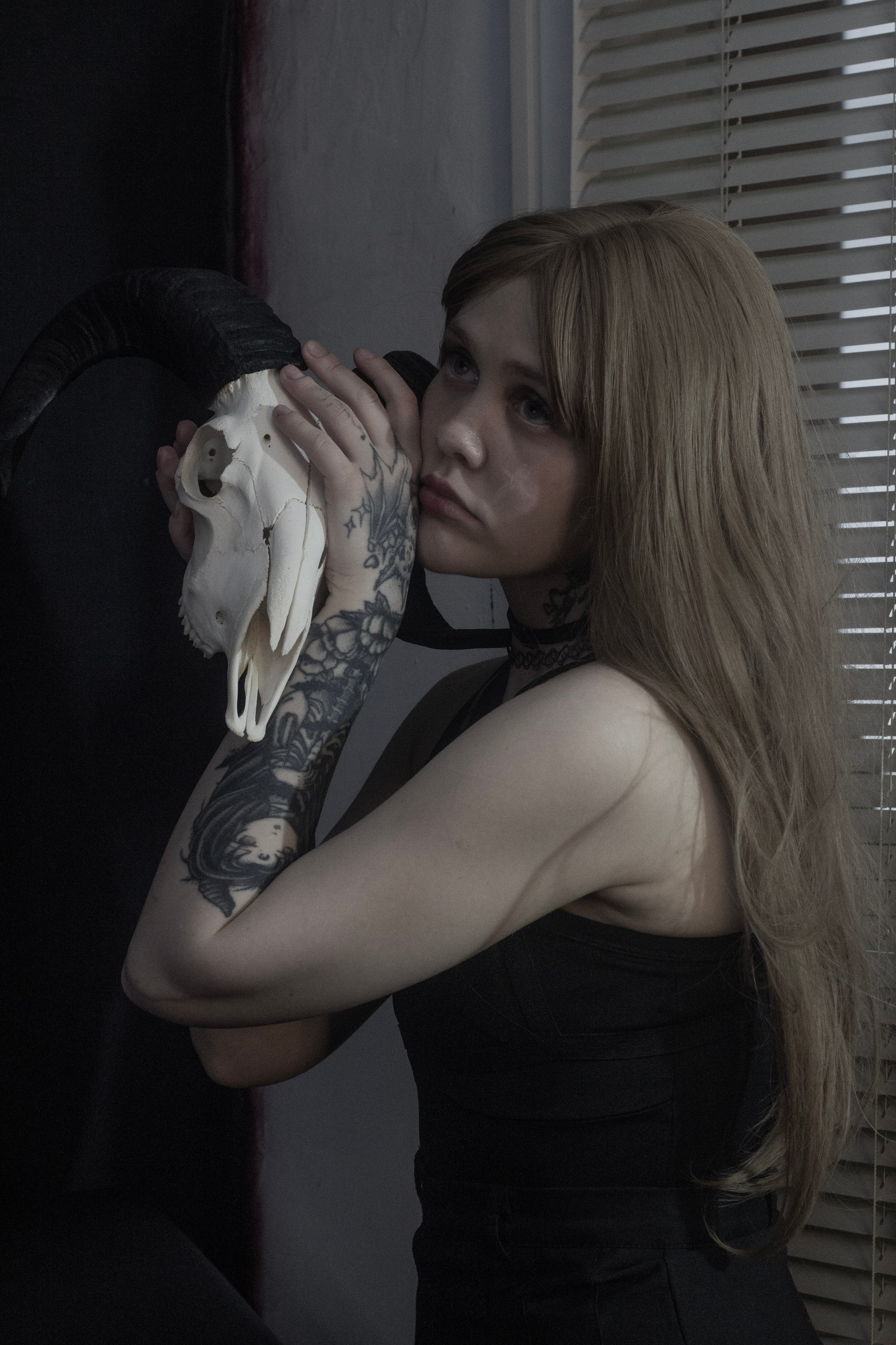 Милена, тату-мастер и художница. Контент-фотограф для творческих единиц и мастеров в Санкт-Петербурге
