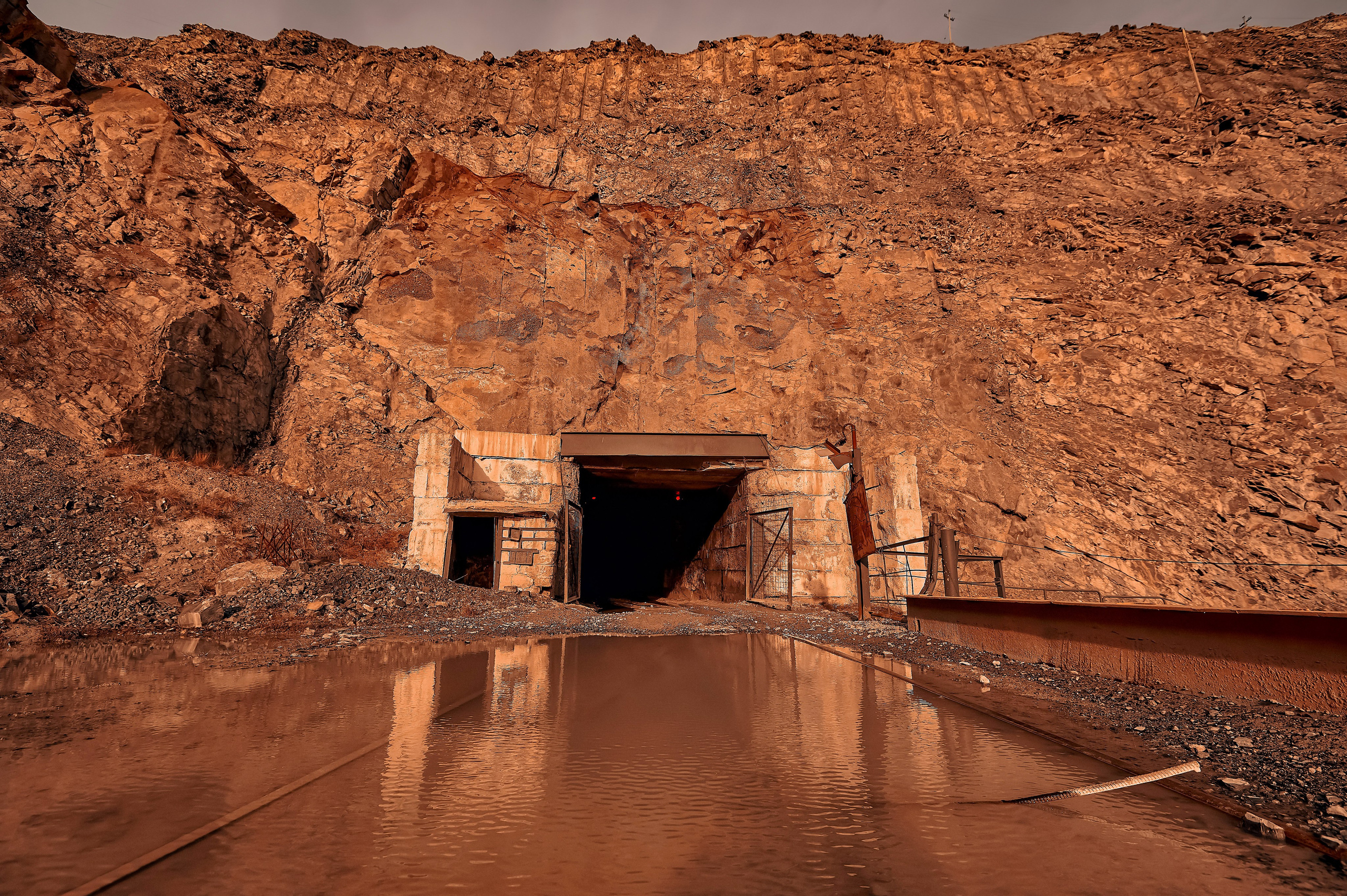 Карагайский карьер г. Сатка «Группа Магнезит». Фотограф Яковлев Роман — Красноярск