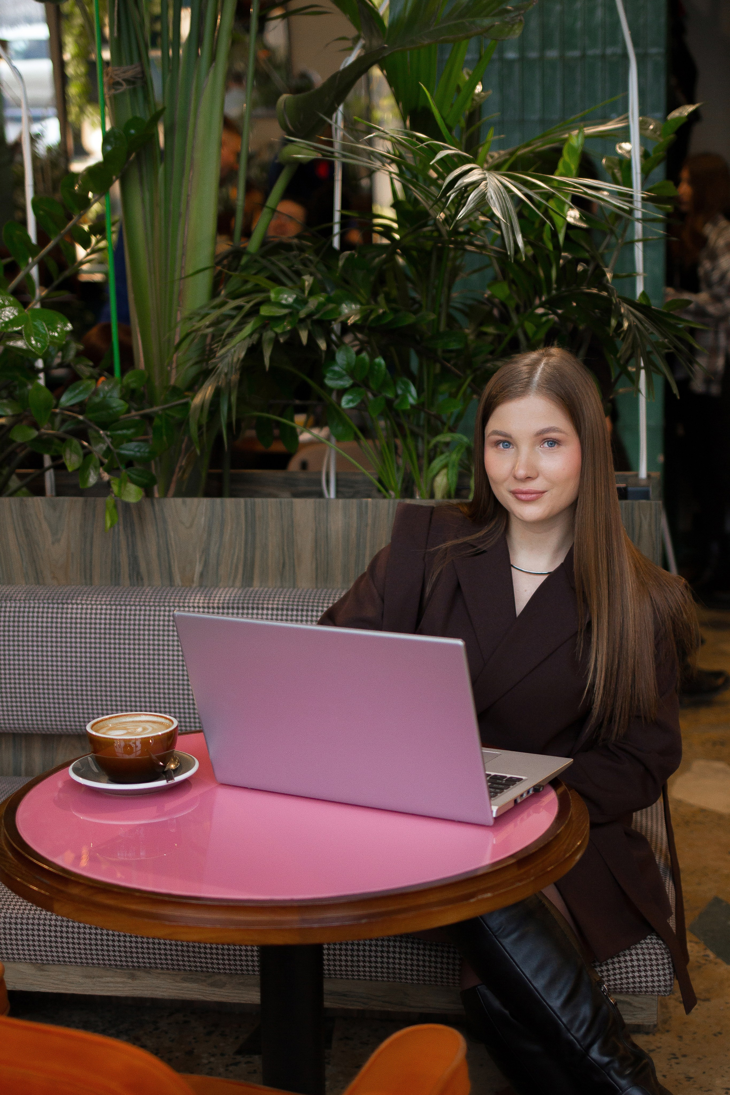 Е — ВЕБ ДИЗАЙНЕР. Фотограф Екатеринбург Елена Минина