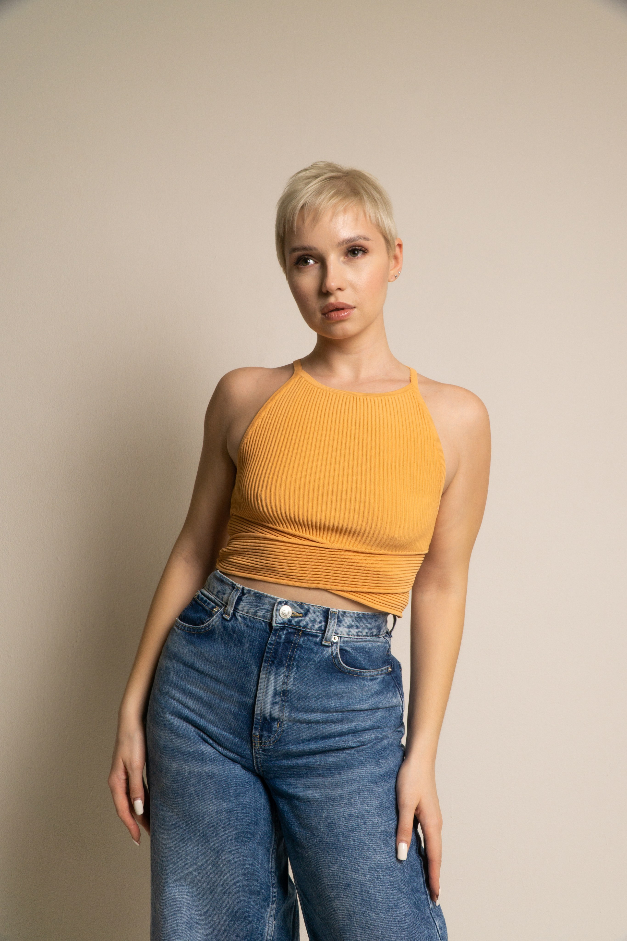 Тесты 1. Меня зовут Аня, я фотограф в Москве