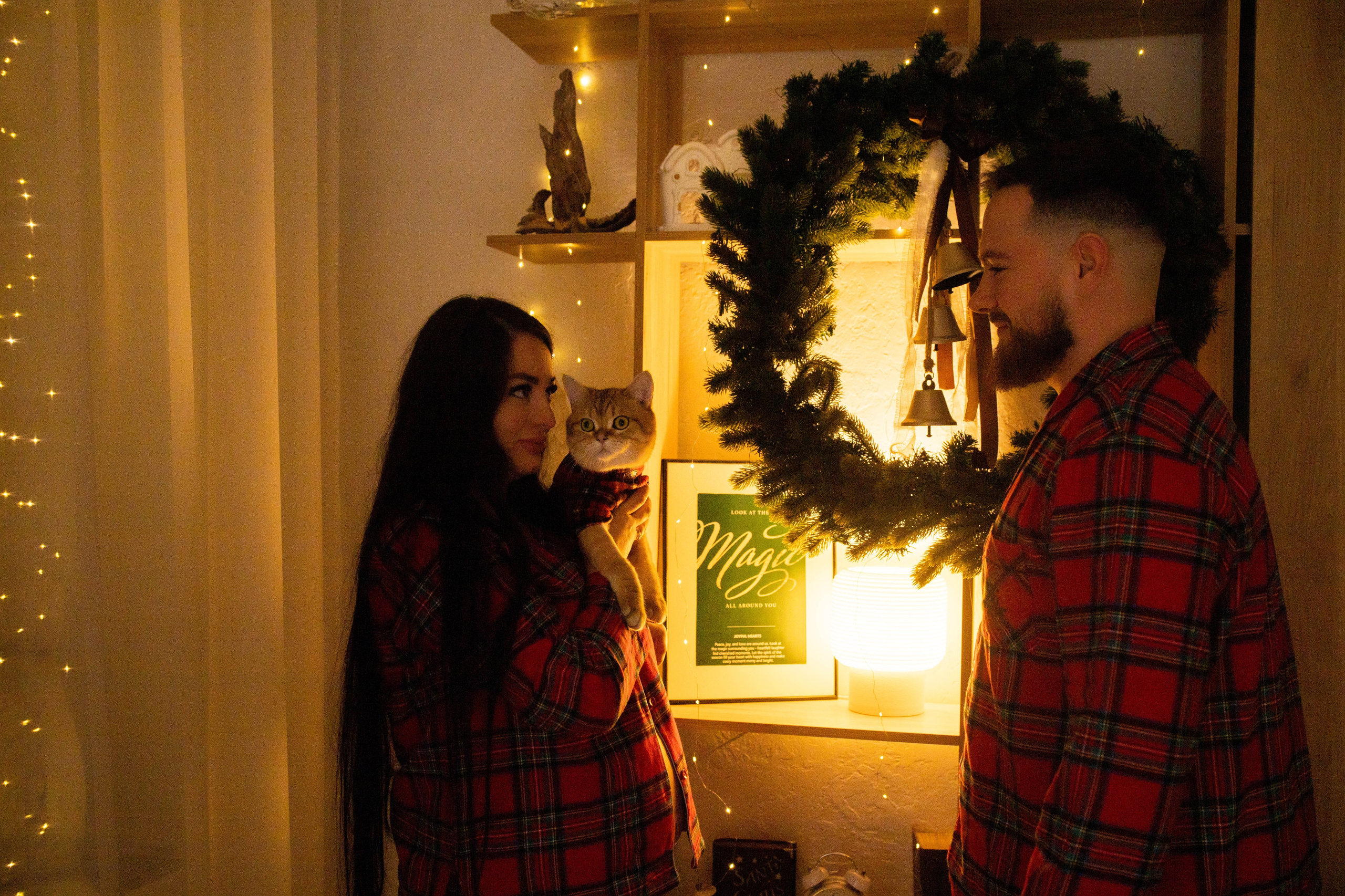 Фотосессия семейная «Новый год c пушистиком». Фотограф в Крыму Татьяна Барицкая ЕНОТИКА