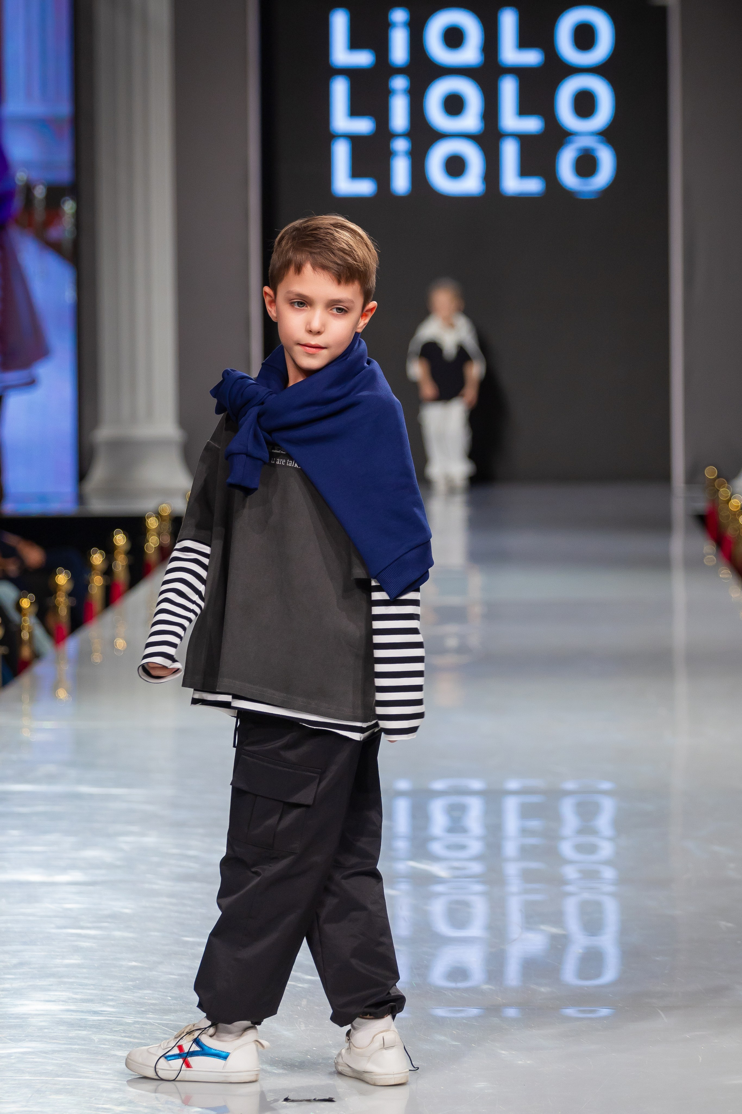 Estet Fashion Week. Photomantis