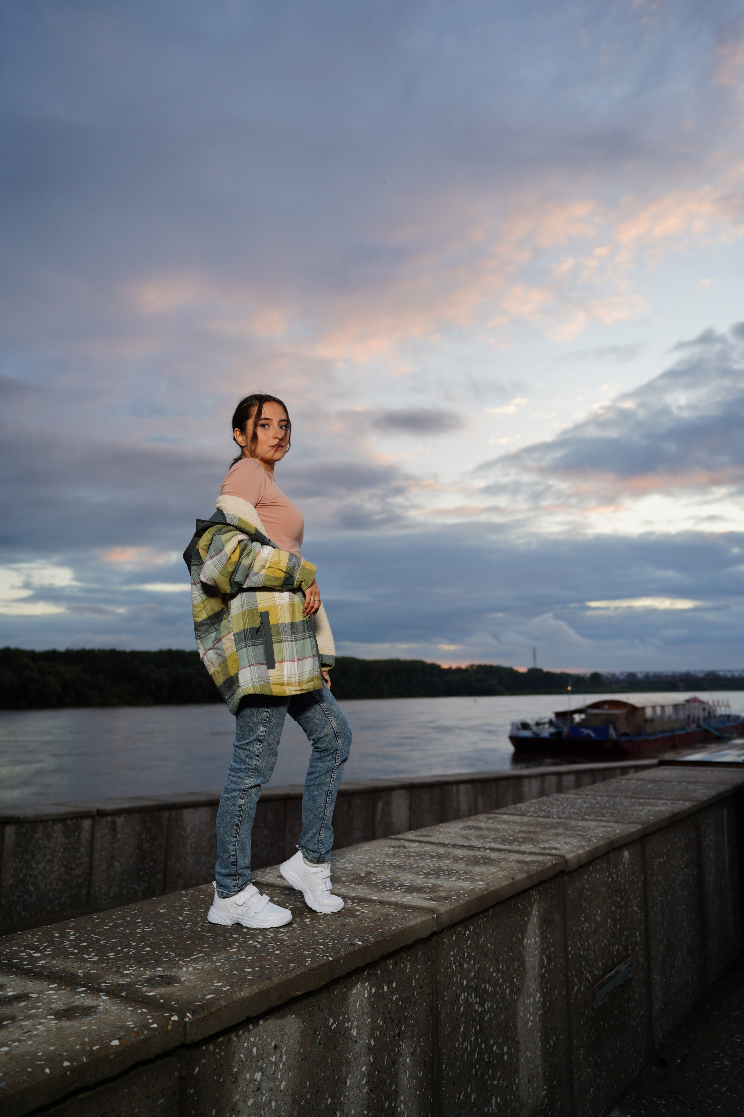 Кирилл и Камила. Pupov.png