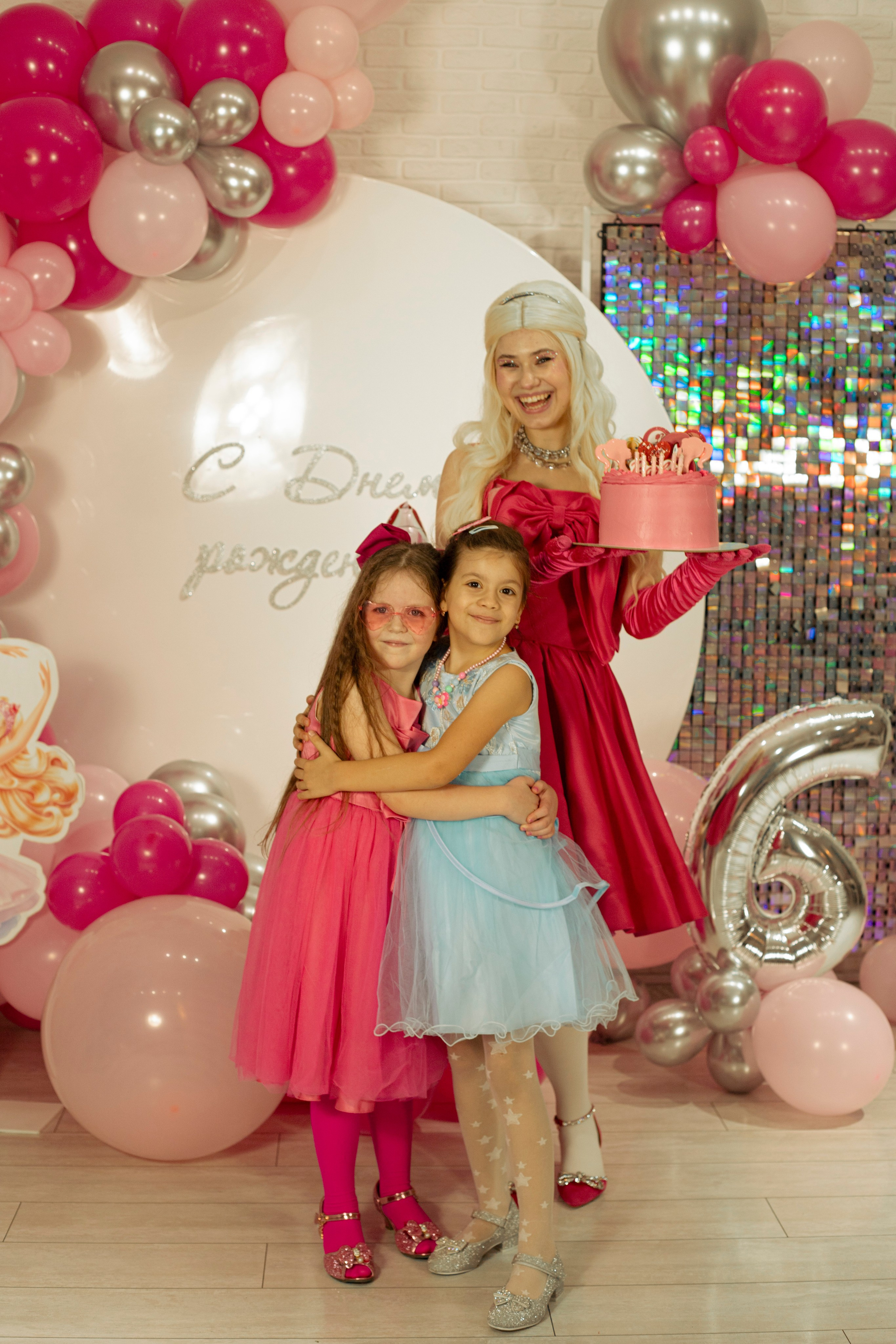 Репортаж: ДР в Барбиленде