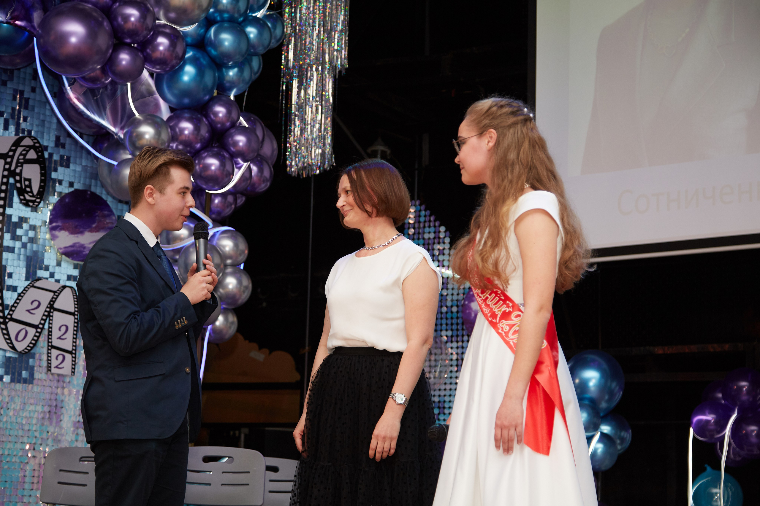 Последний звонок. Фотограф Савченко Люба. Москва