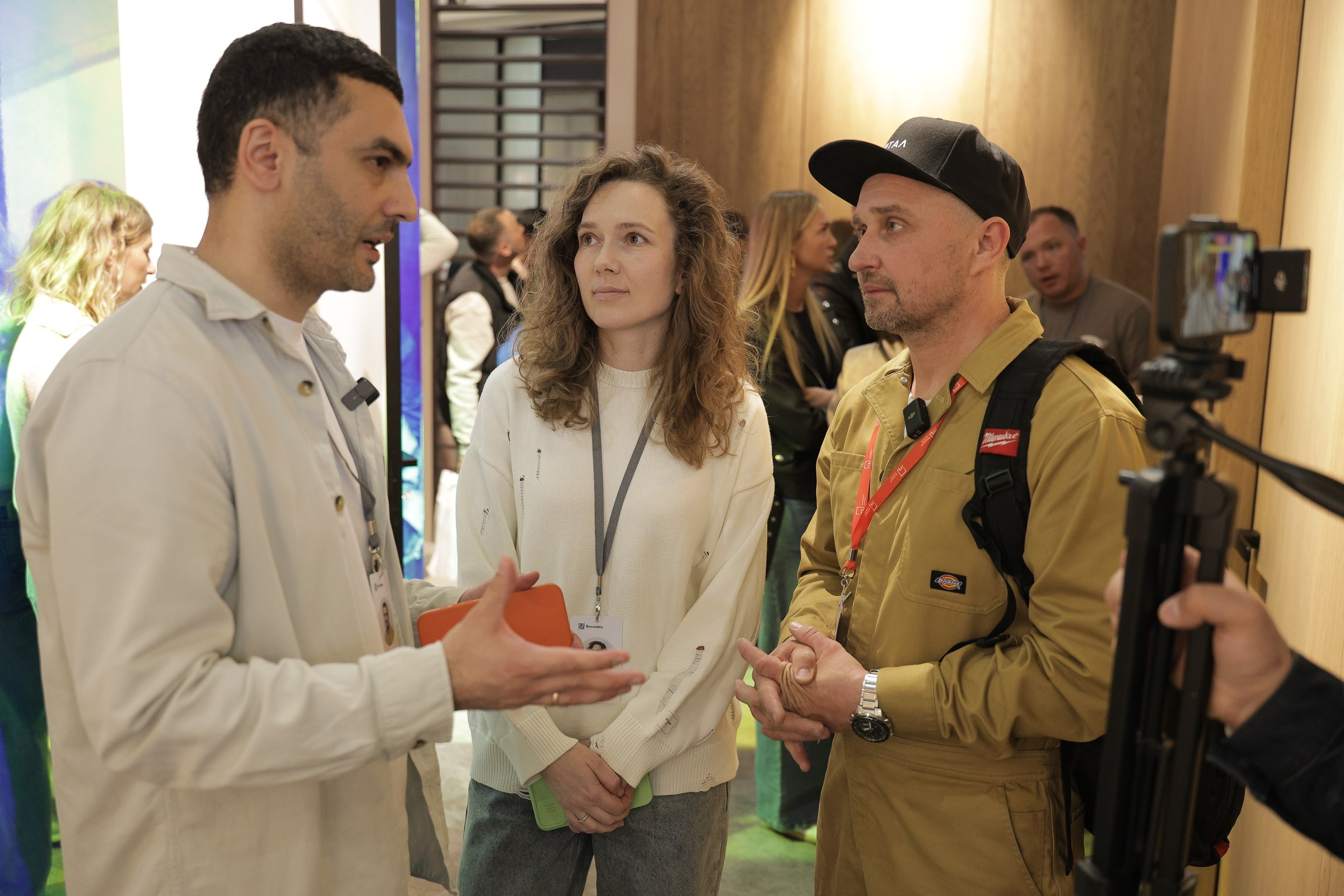 /РЕПОРТАЖ/ Выставка МосБилд. 2024. Свадебный фотограф Великий Новгород Станислав Кособудский