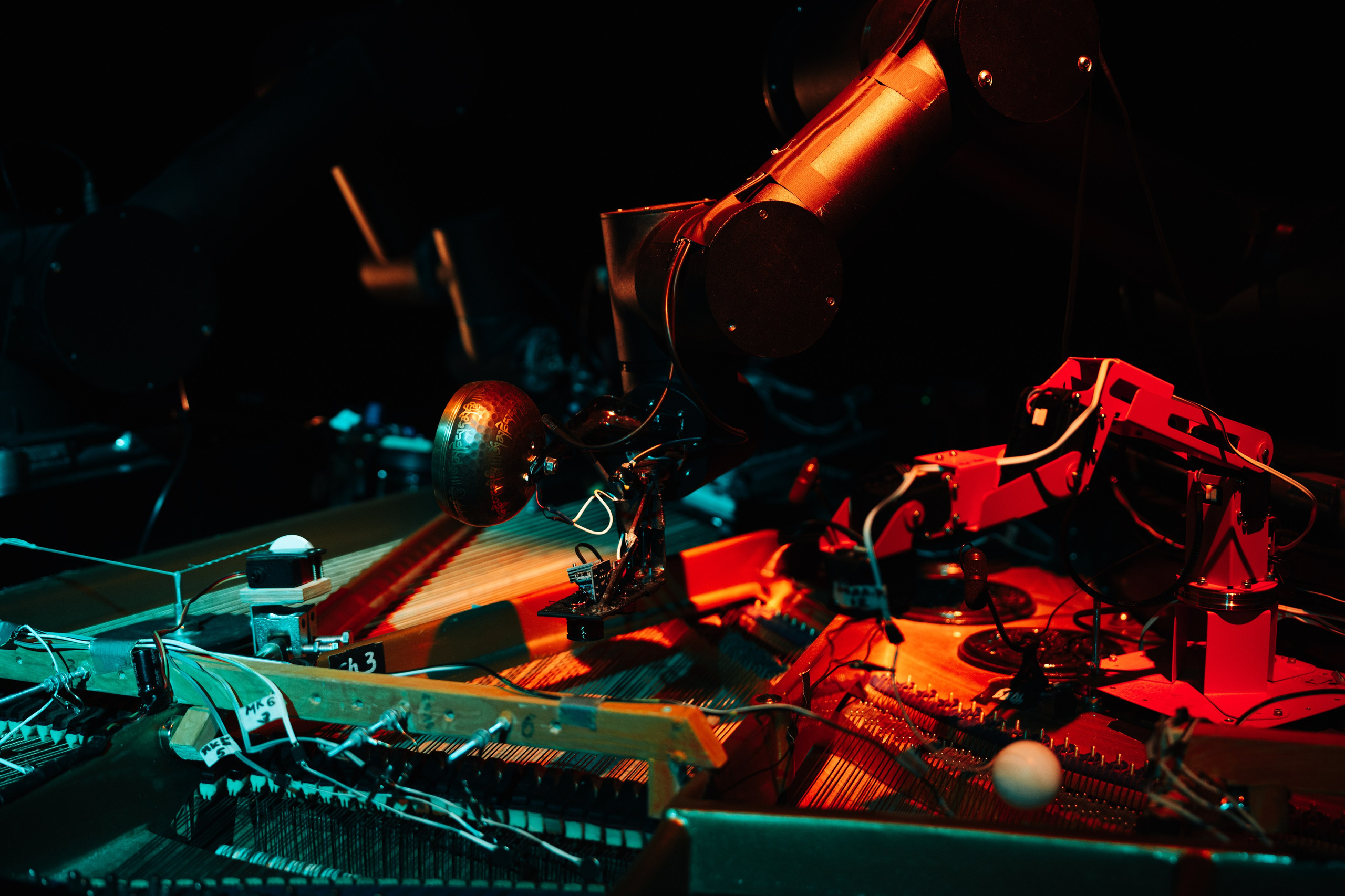 INTERVALS.EXHIBITION. @tomrus: Рустам Шагиморданов — фотограф