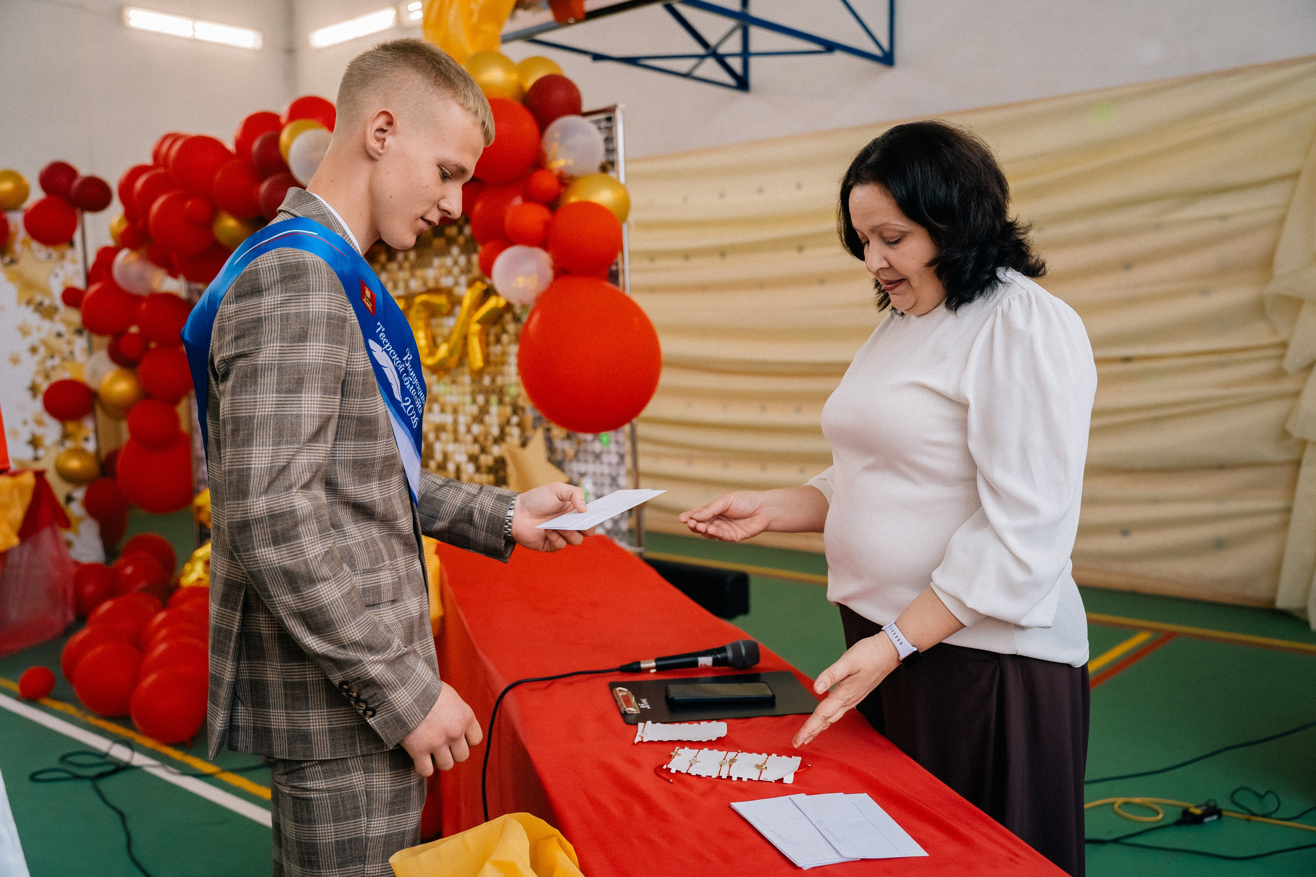 Выпускной 2026. Фотограф Торопец Кристина Абрамова Kanwellia photography