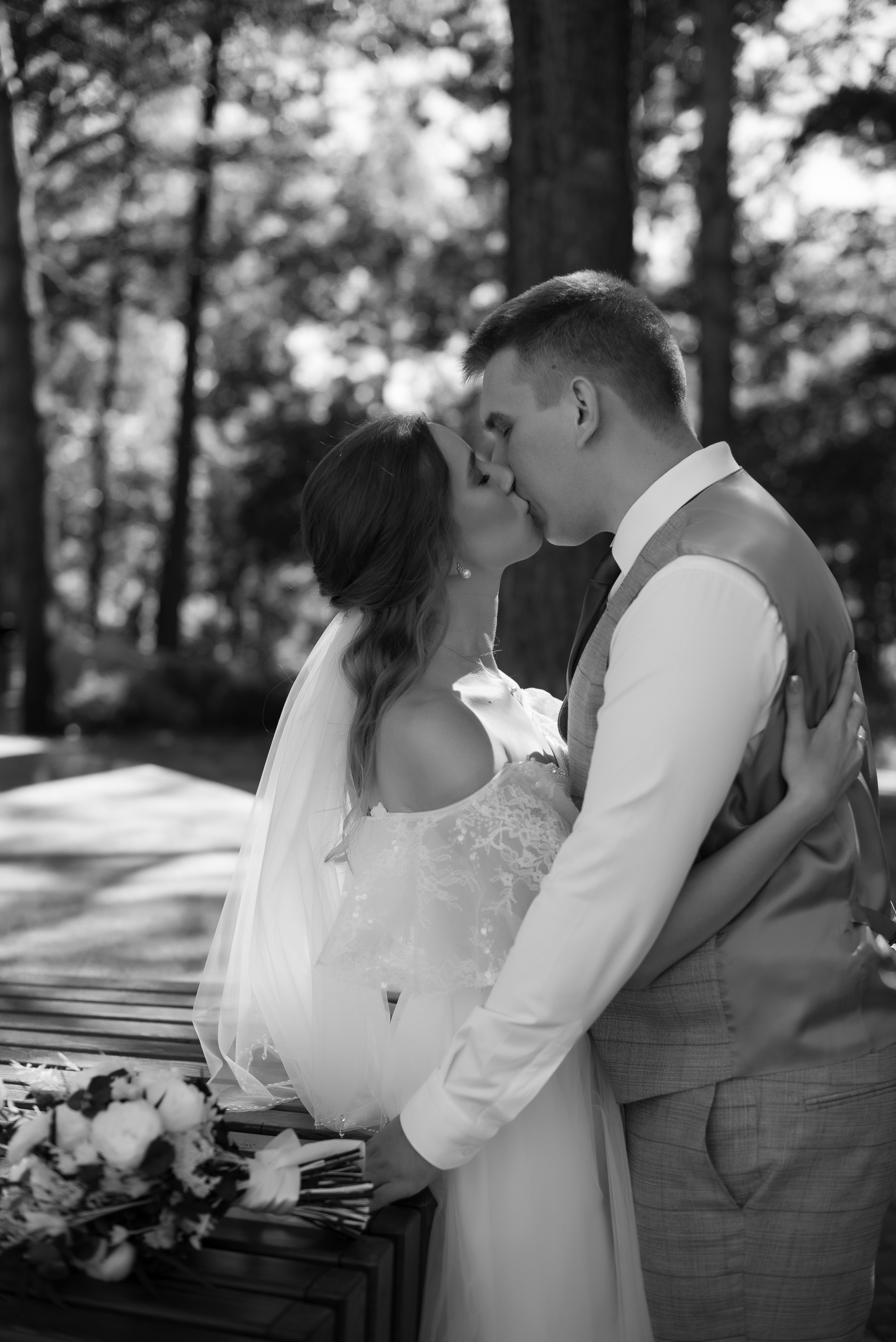 Свадебный альбом 12.08.23 – лучшие кадры с торжества. Свадебный фотограф в Миассе Татьяна Ружникова