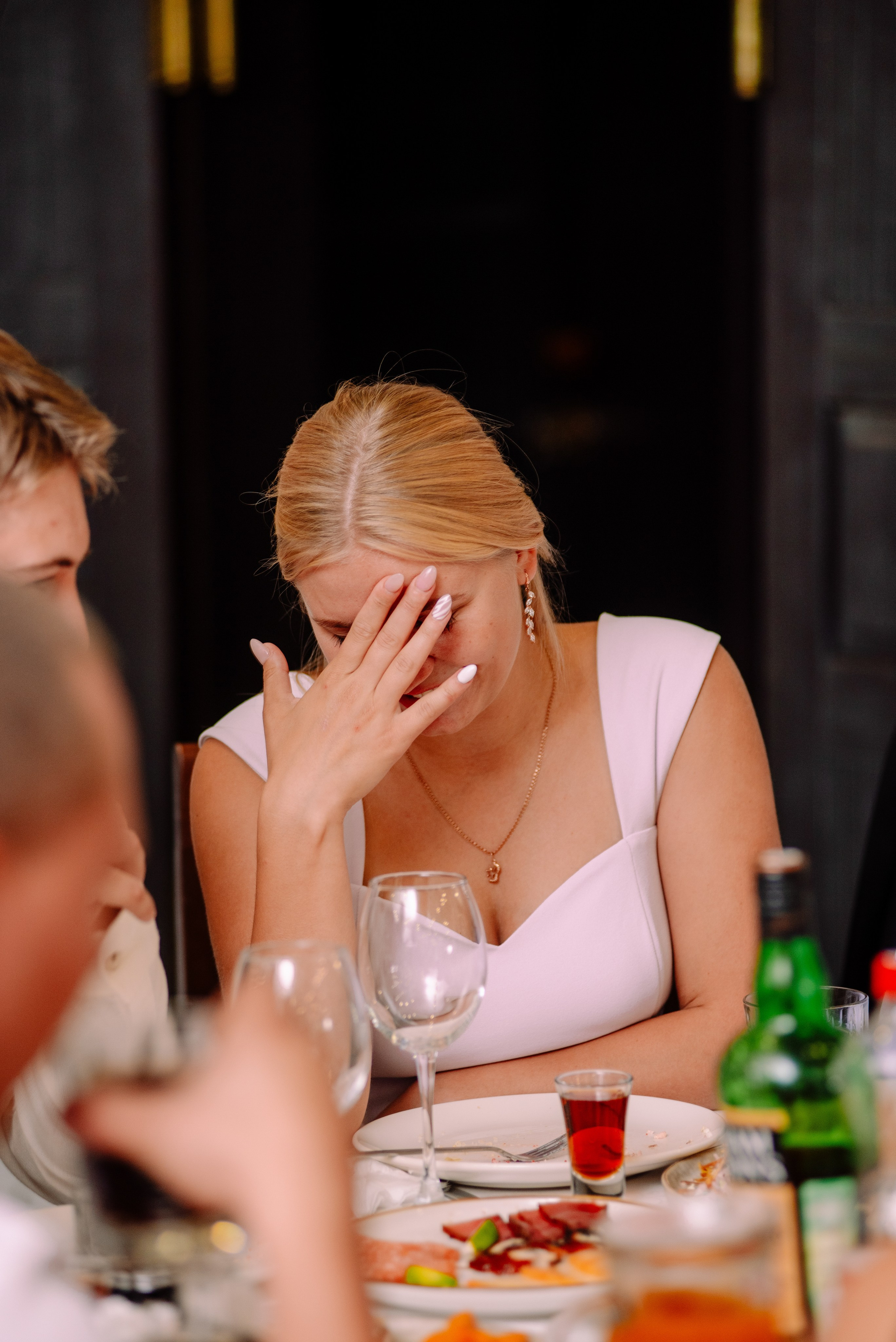 Юля и Саша — душевный банкет. Семейный и свадебный фотограф в Рязани Лиза Голованова