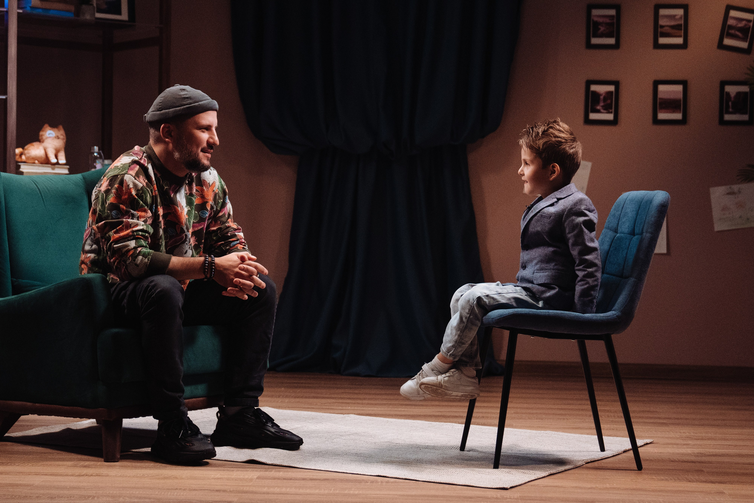 Шоу — Кто здесь папа?