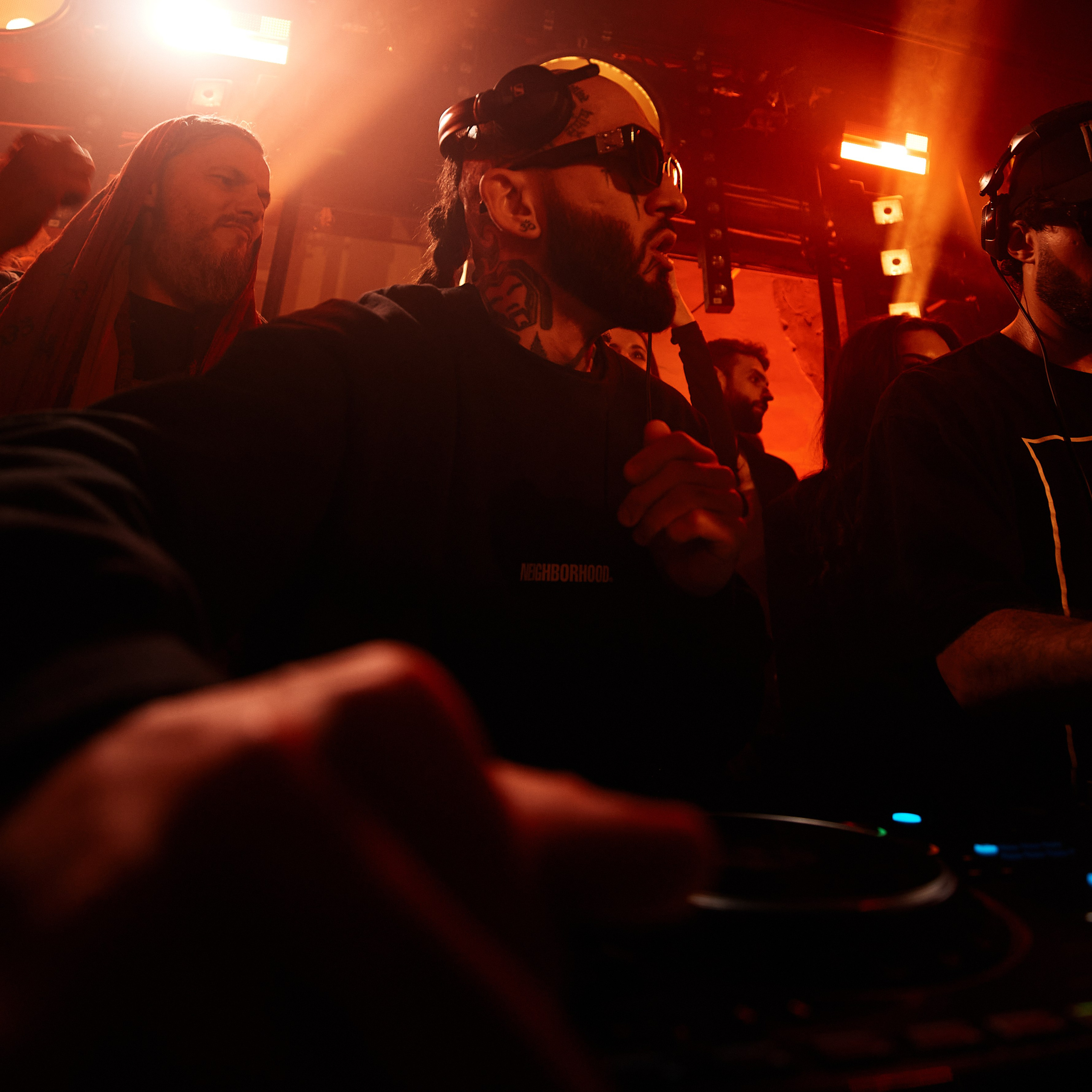 PLUS VIBE Party. Репортажный фотограф в Москве Дмитрий Масленников