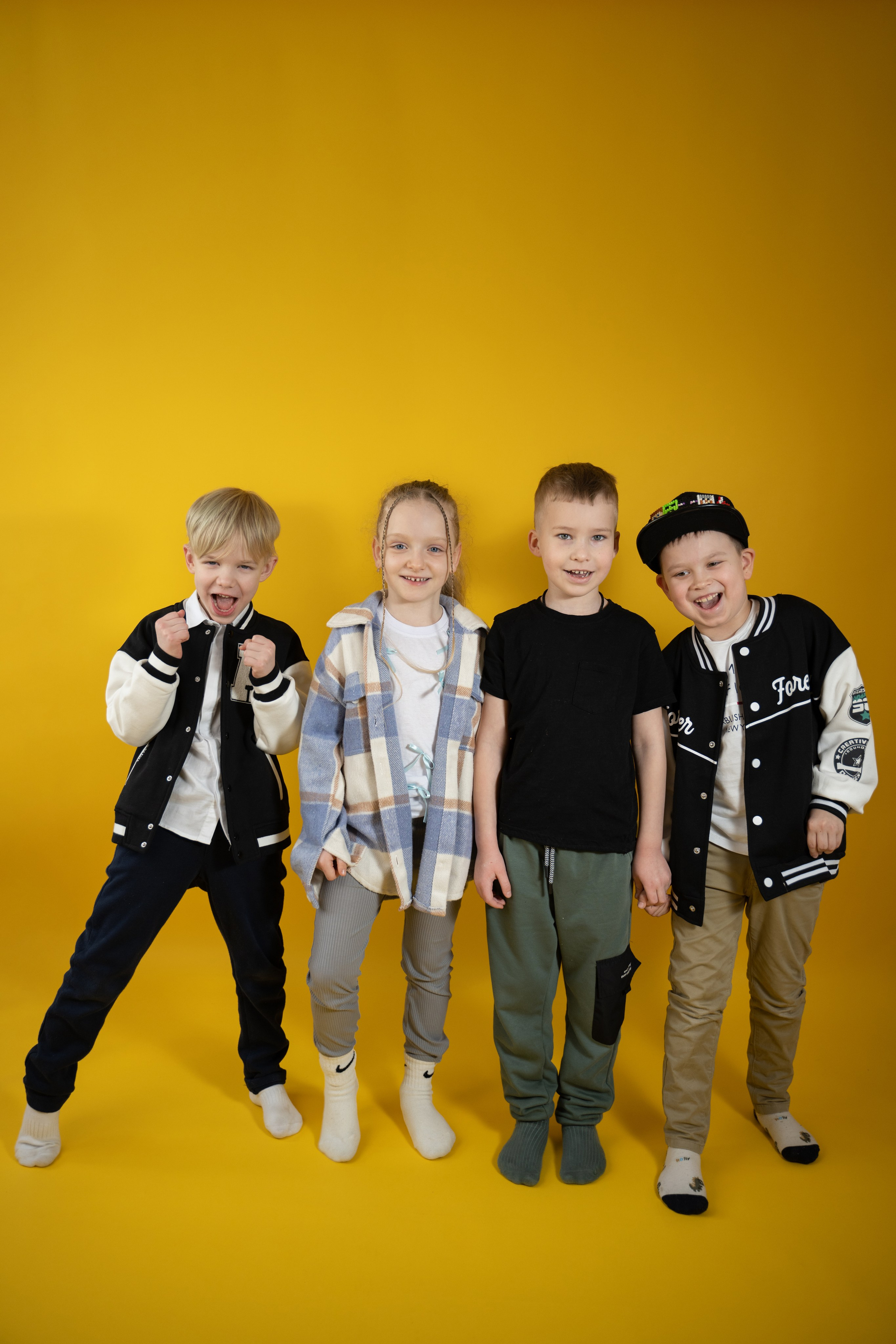 Портреты учеников в Екатеринбурге | Школьные фотосъемки от 1200 руб. Фотограф в Екатеринбурге | Портреты, семейные съемки, лайфстайл