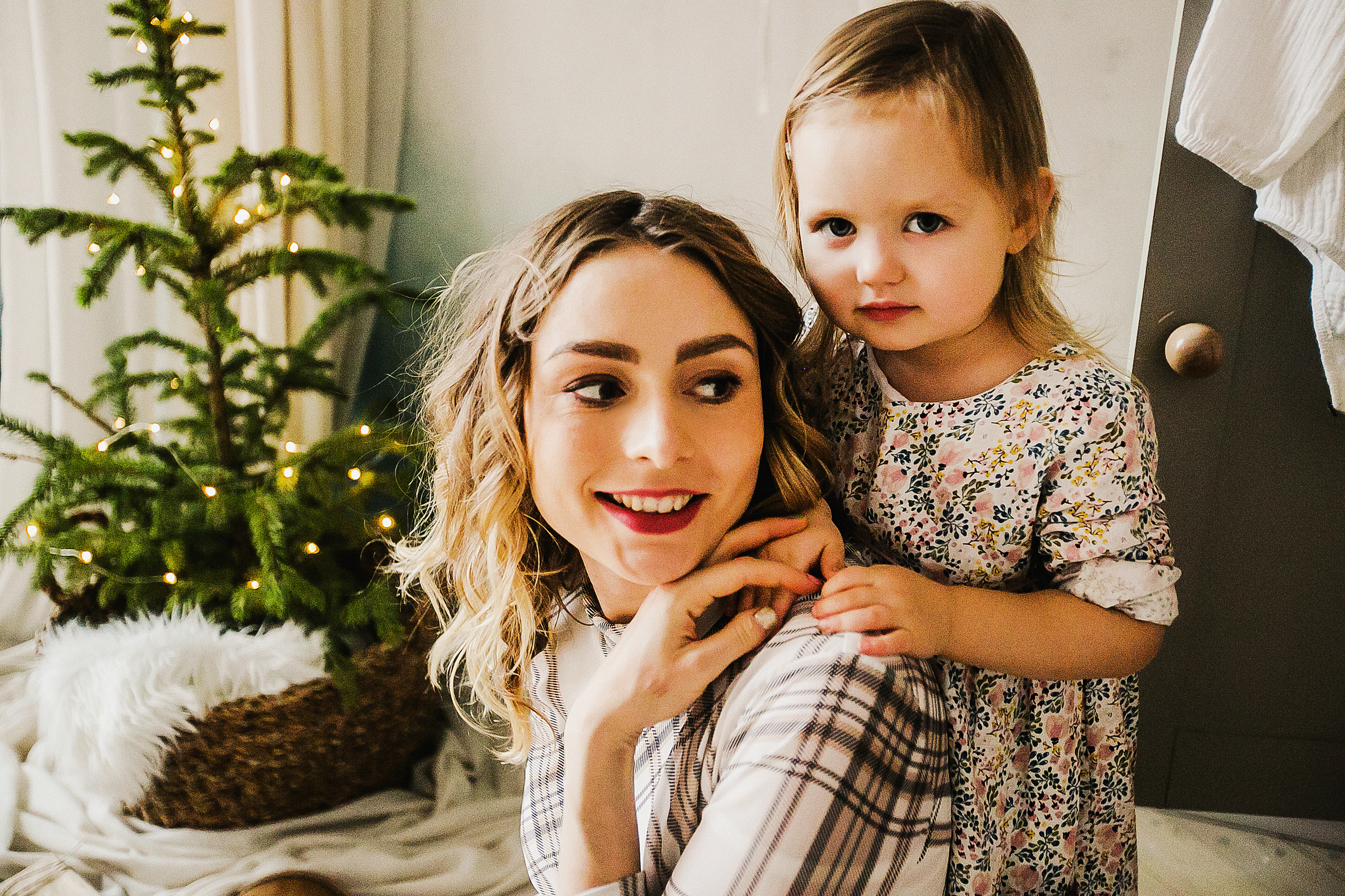 Мила и родители, время волшебства. Фотограф Полина Егорова город Тюмень