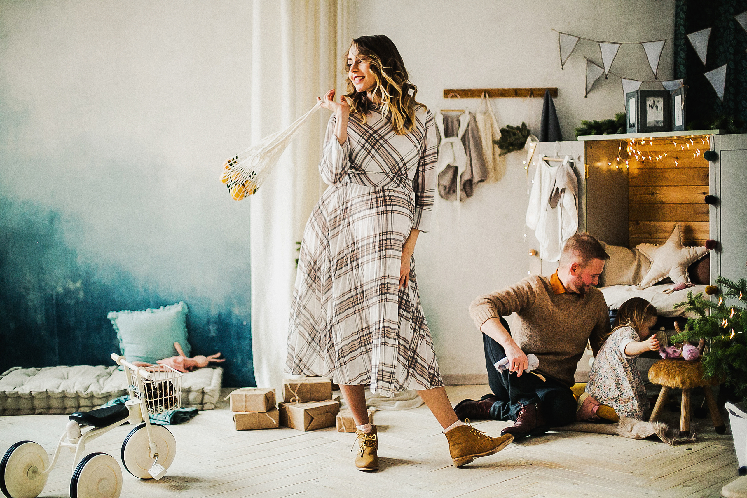 Мила и родители, время волшебства. Фотограф Полина Егорова город Тюмень