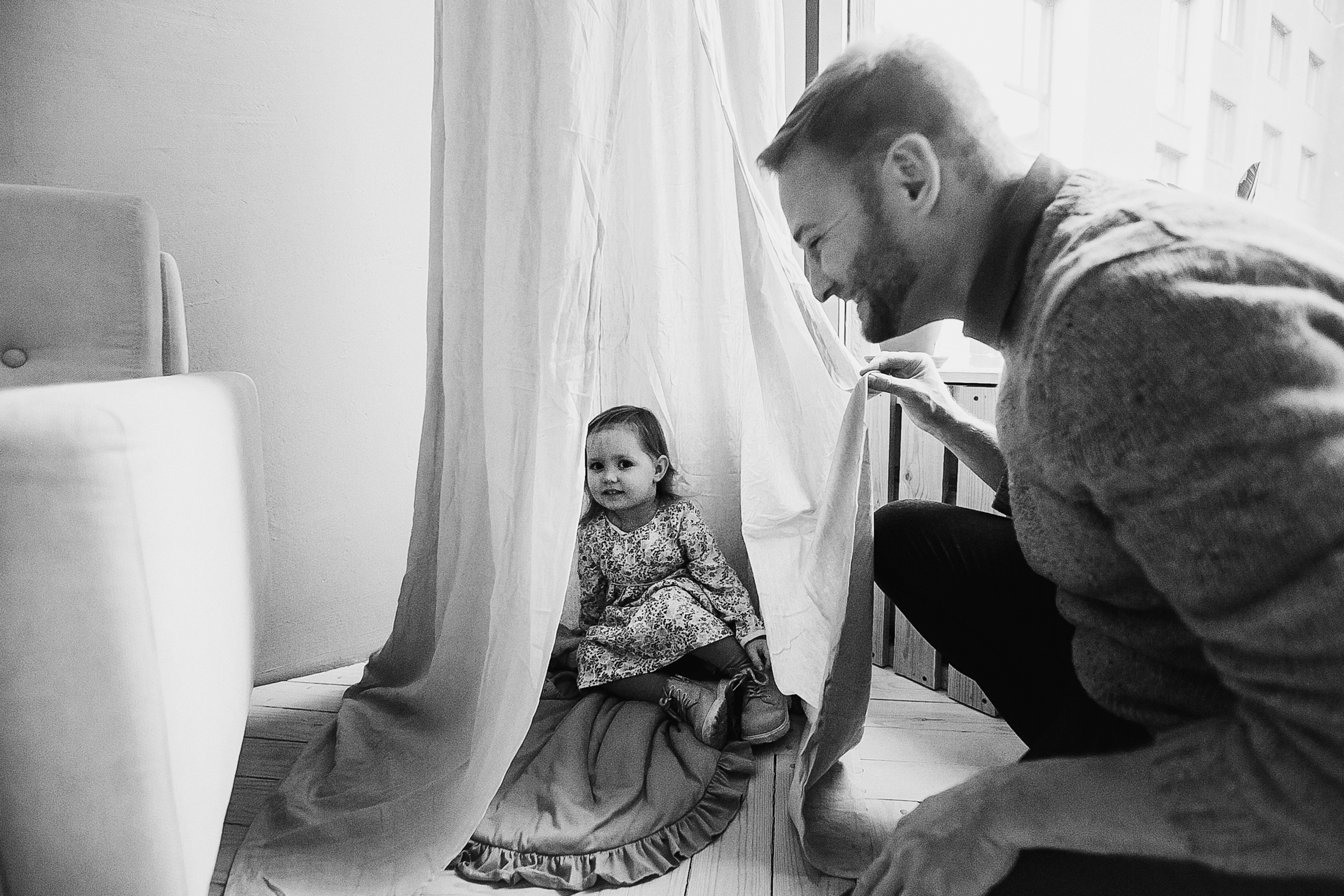 Мила и родители, время волшебства. Фотограф Полина Егорова город Тюмень