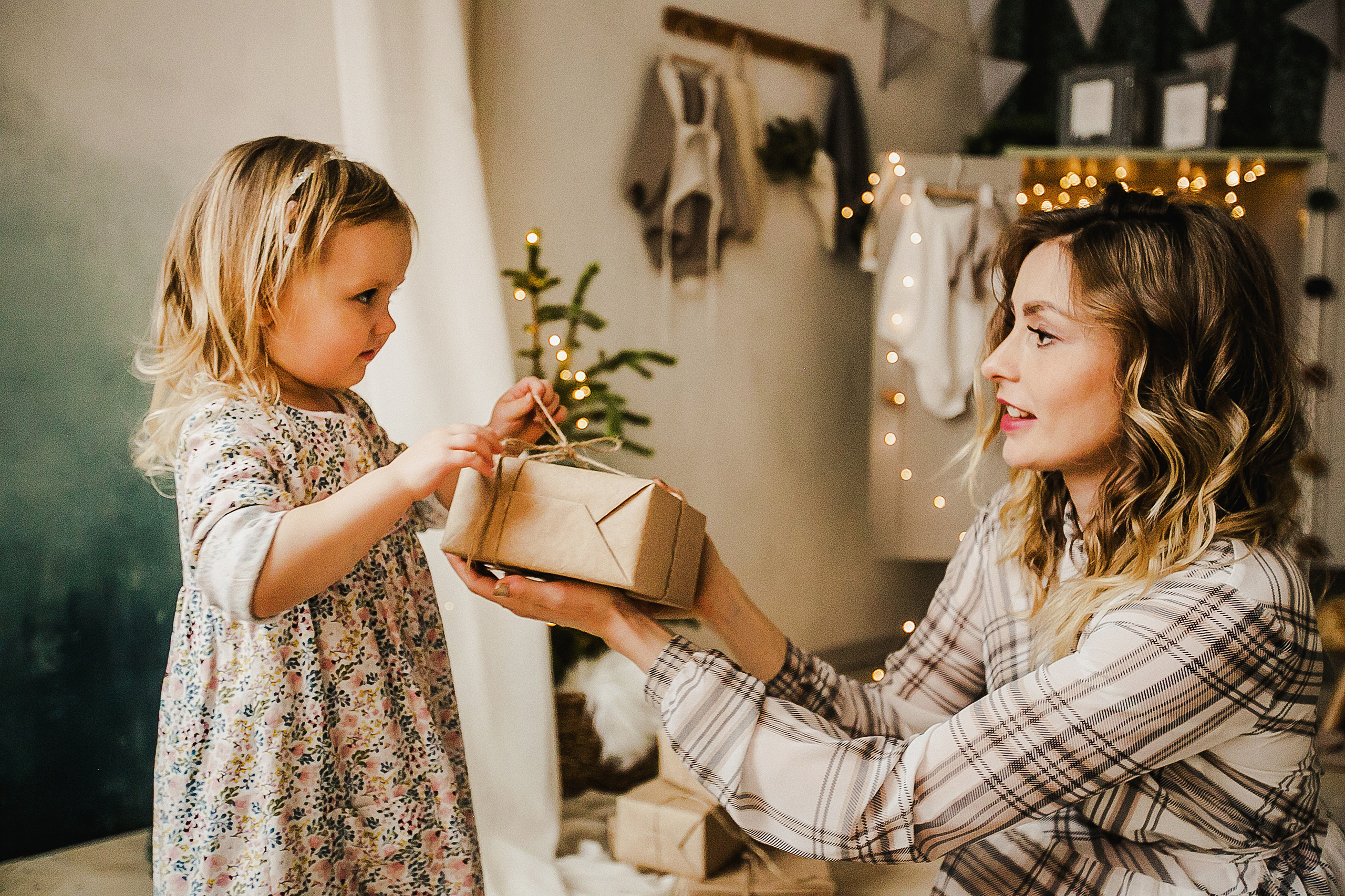 Мила и родители, время волшебства. Фотограф Полина Егорова город Тюмень