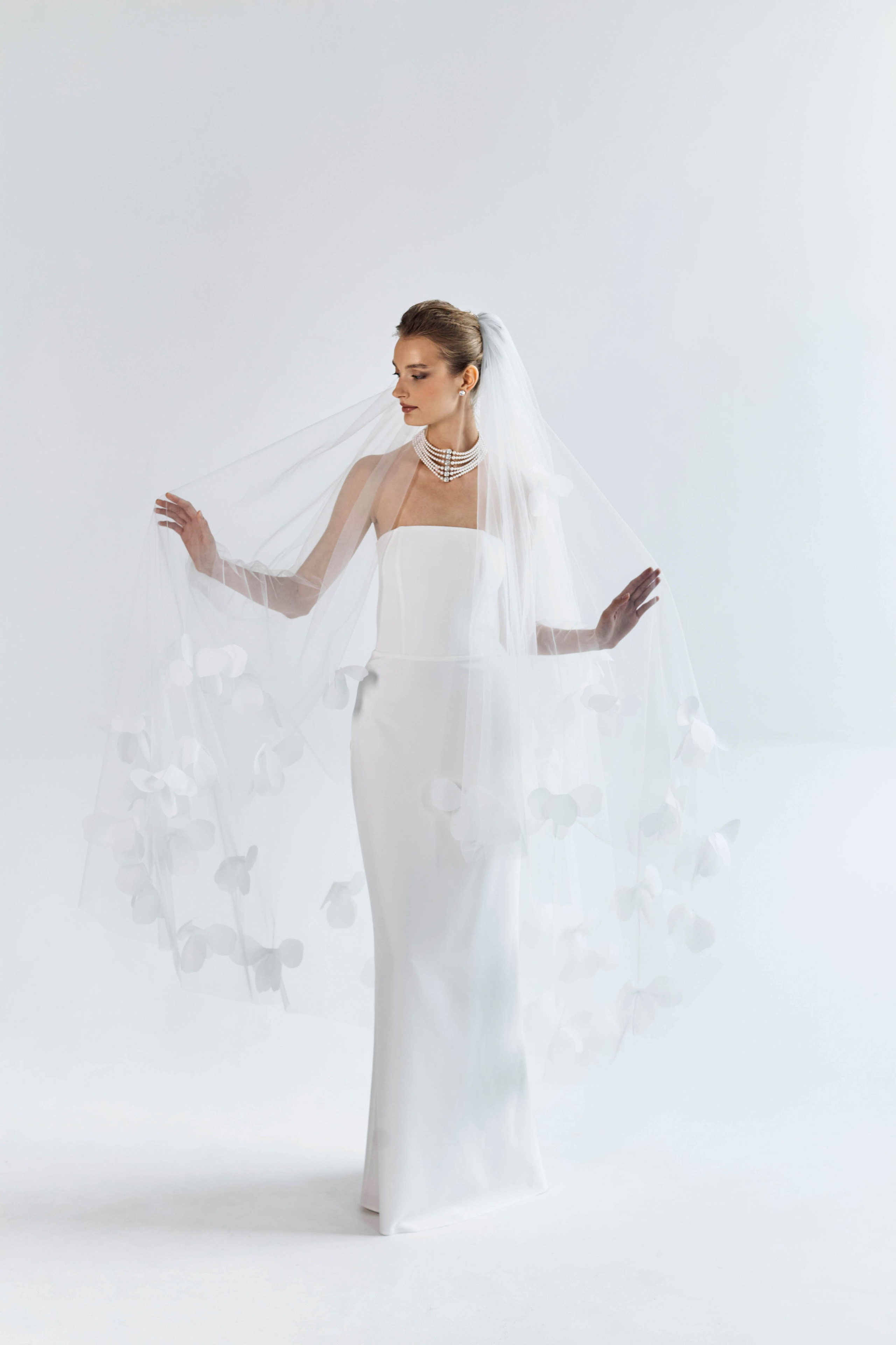 Сара. Свадебный салон-ателье Бонжур в Минске Bonjour