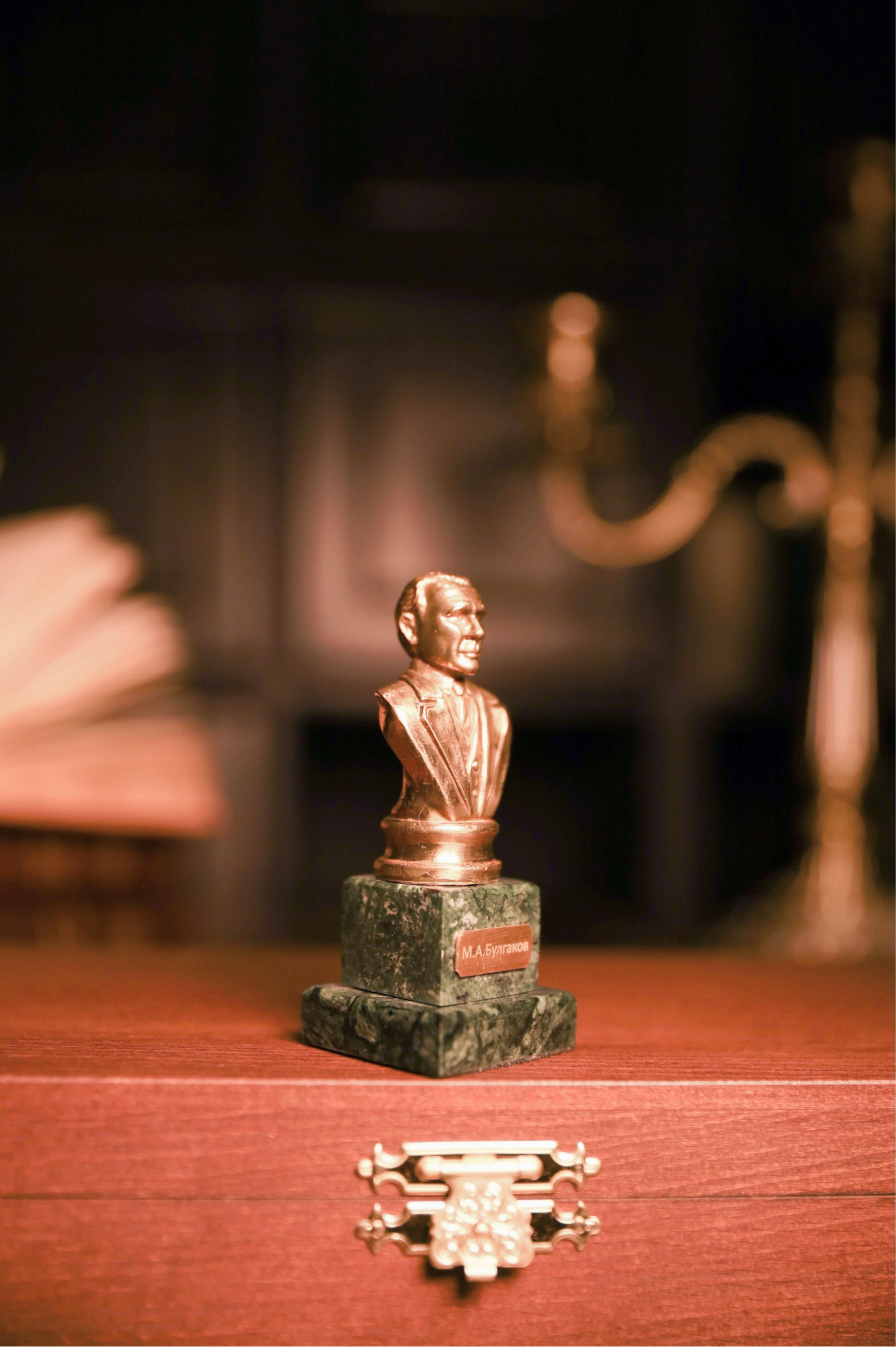 Съемка ювелирных украшений в Санкт-Петербурге. Фотосессия для маркетплейсов