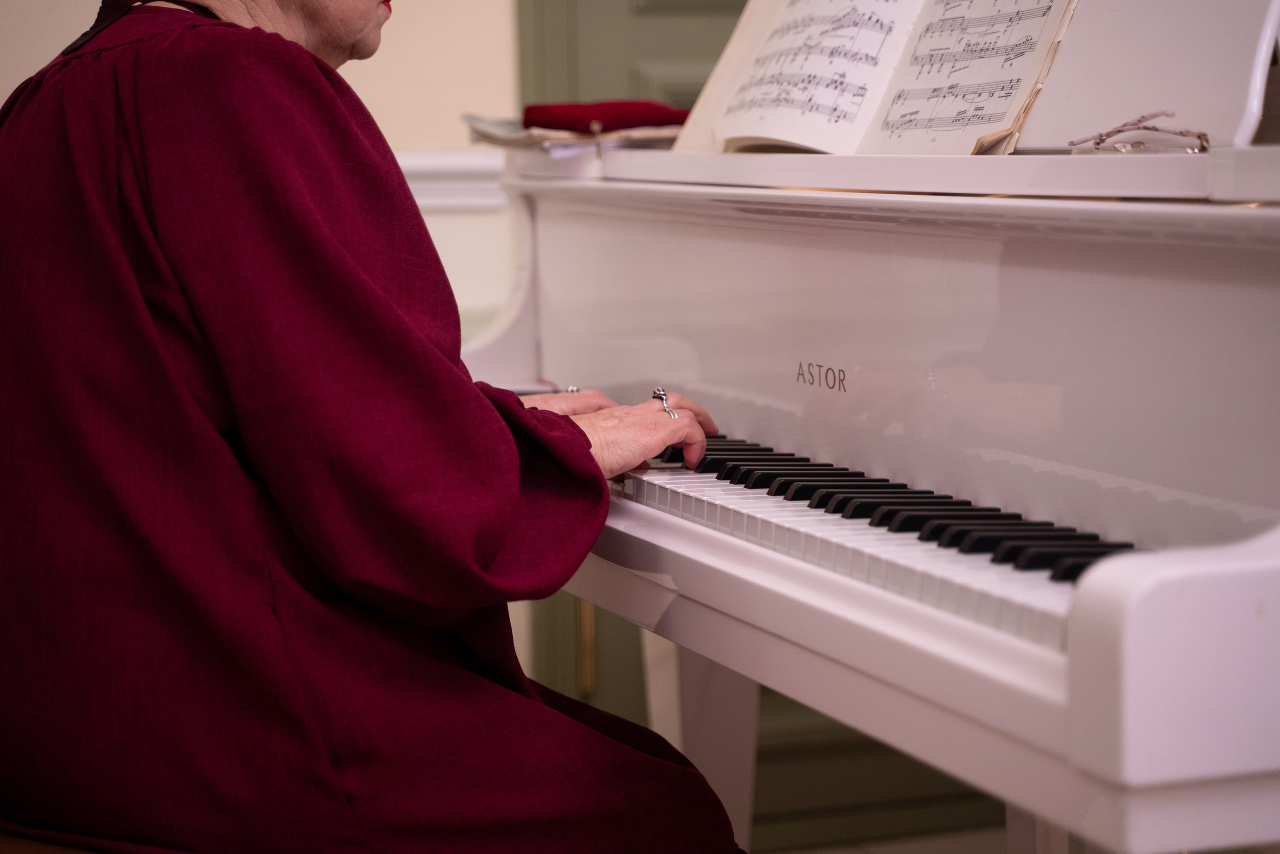 Благотворительный концерт «Через тернии — к Рождеству» 17.12.2023. Портретный и репортажный фотограф Наталья Горобец