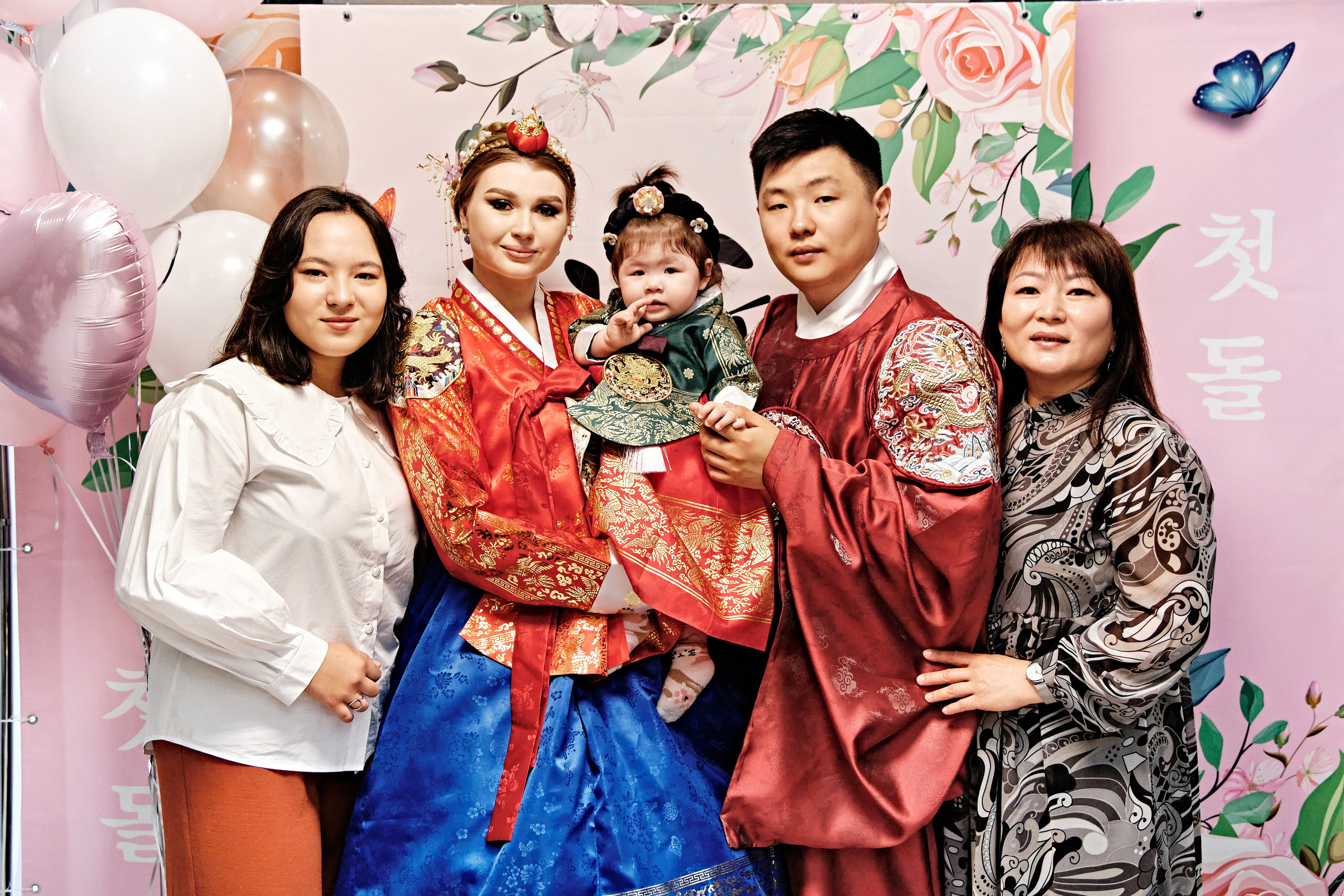 Национальные события