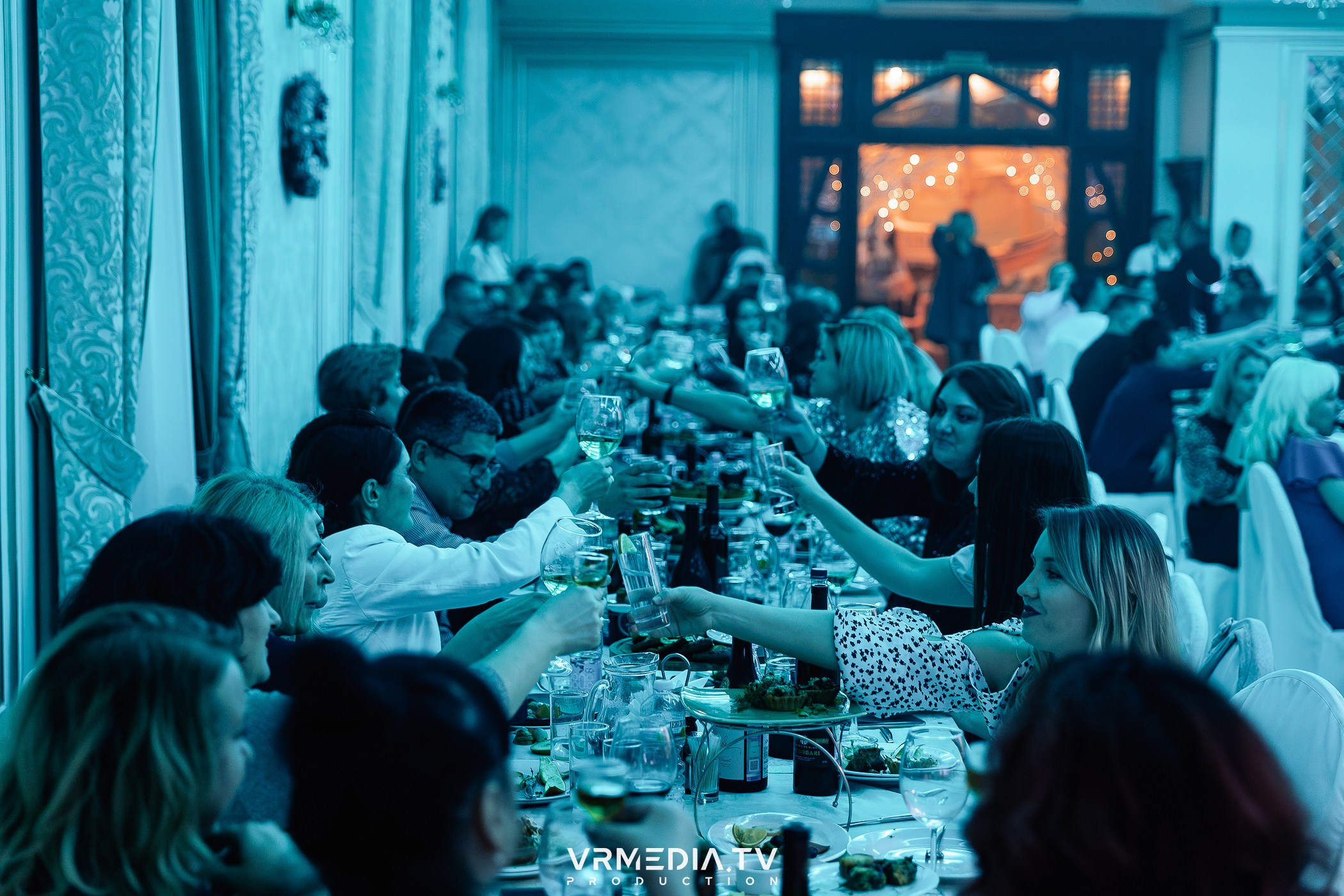 Новогодний вечер в ресторане «Лазурный Берег»