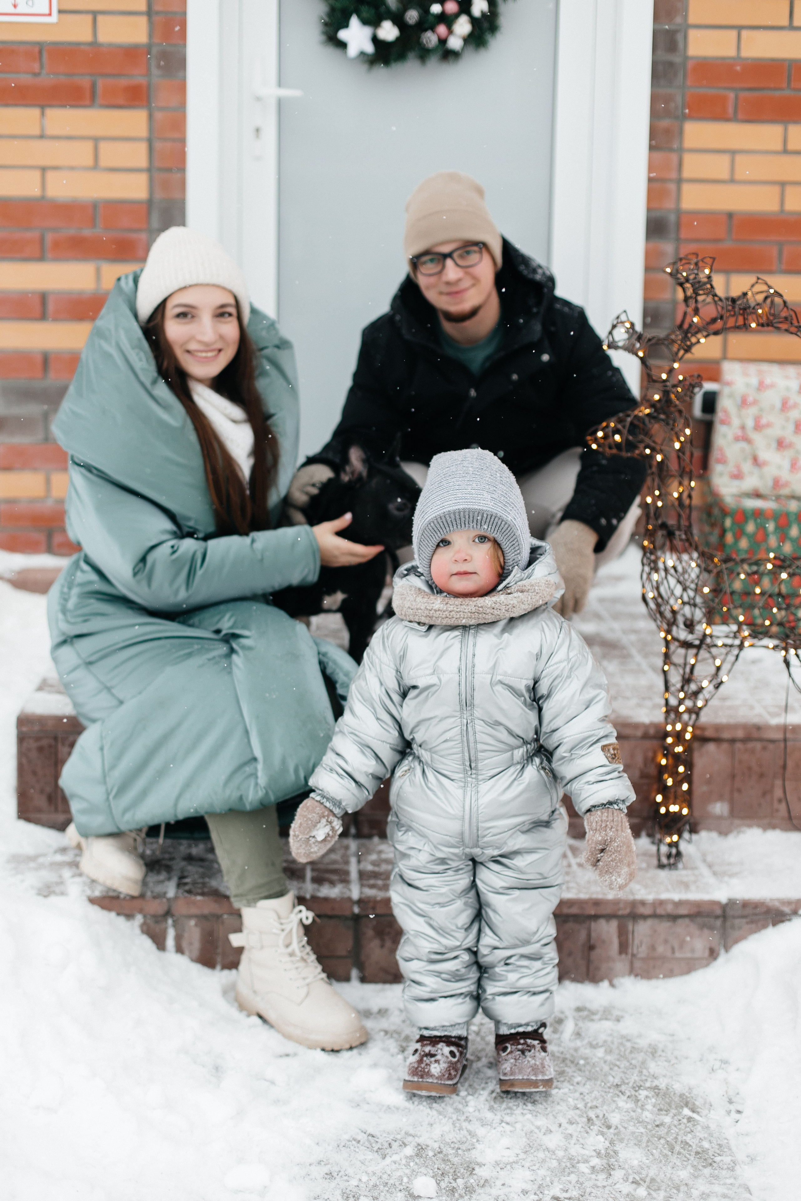 Где-то снежные дремлют метели, В ожидании праздничных чудес. Душевный фотограф Ваших самых ярких событий Марина Погребняк