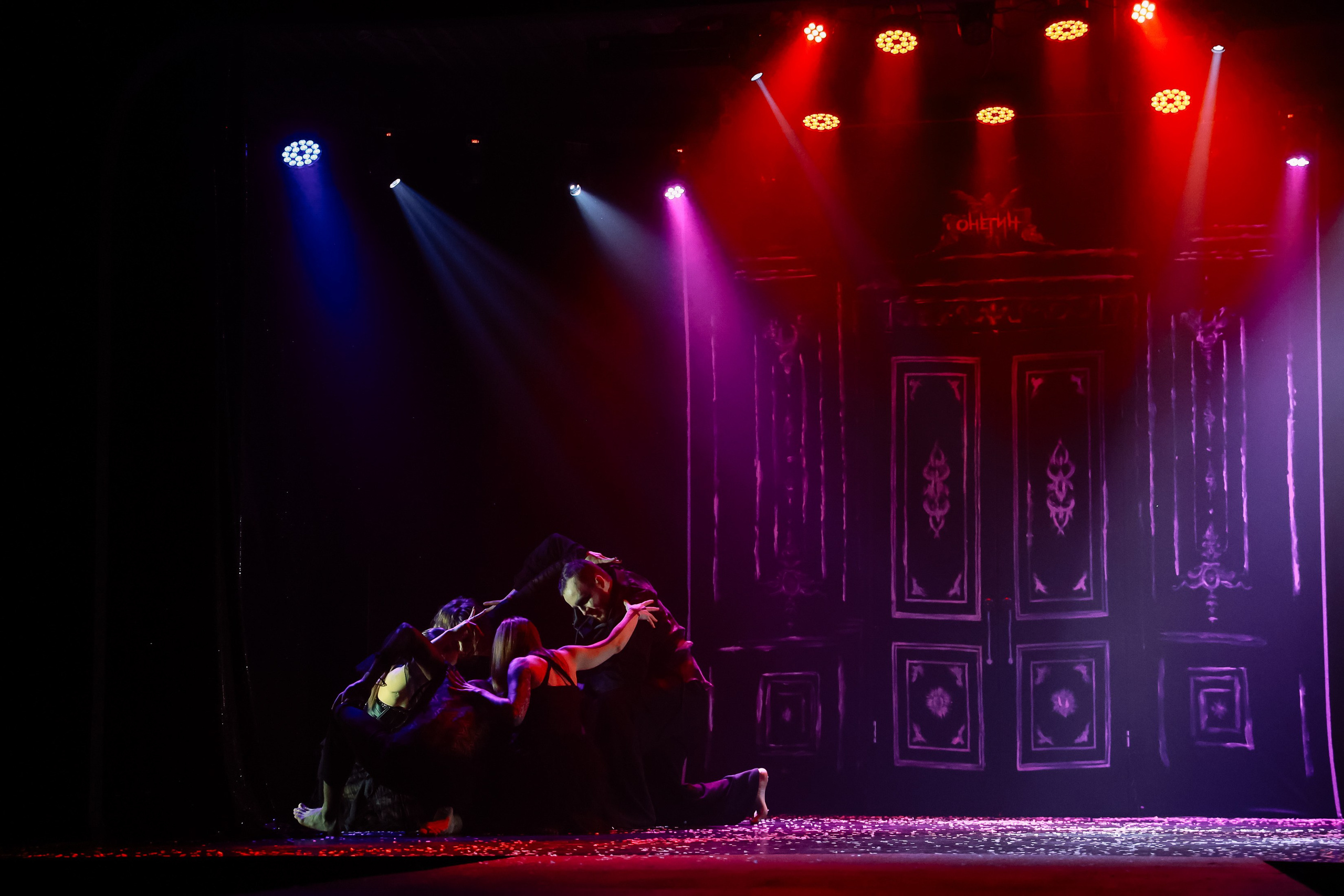 Пластический спектакль Онегин _ IVEX. Фотограф Юлия Мальцева