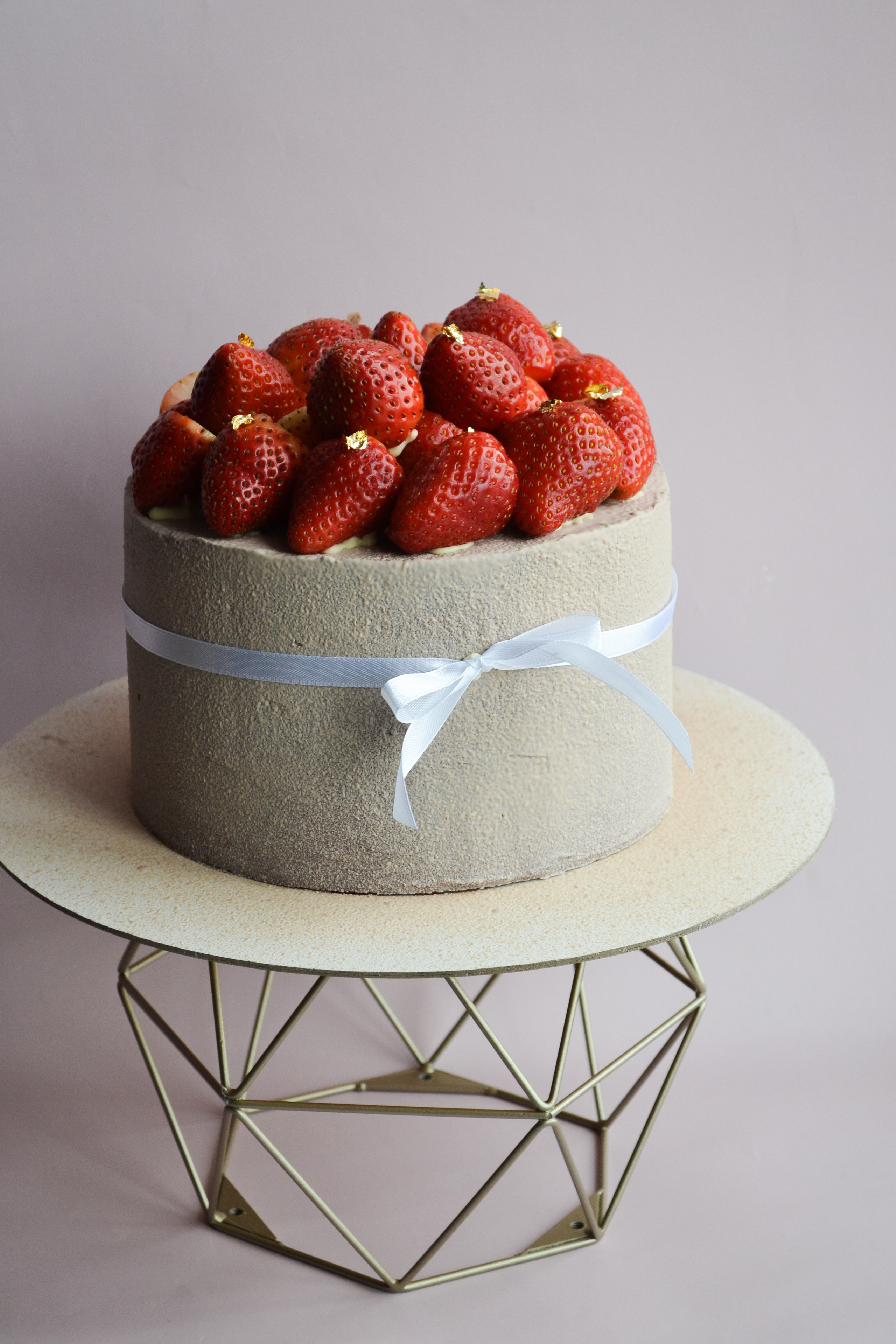 Торты на праздники. Семейная кондитерская. Торты и десерты на заказ в Москве и области