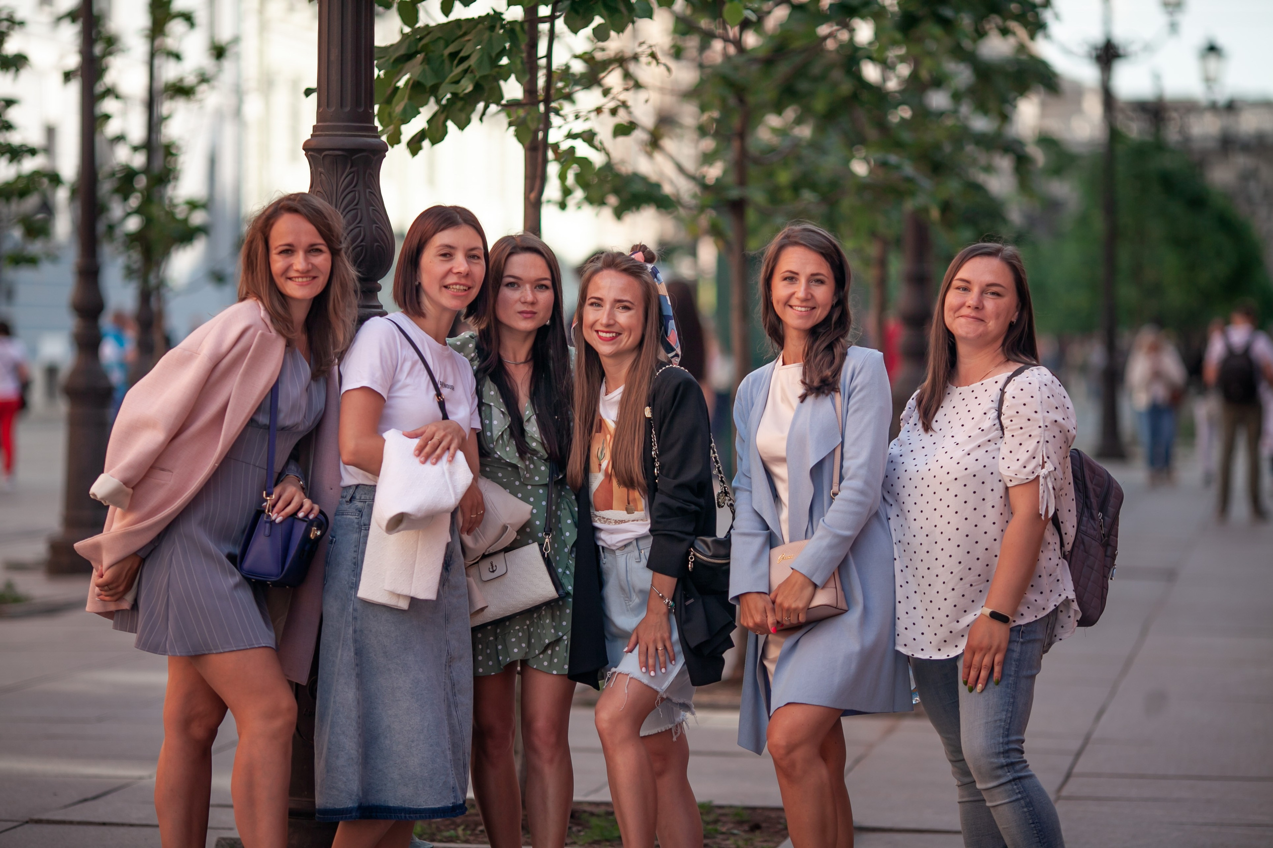 Экскурсии. Двойняшки-фотографы Анна и Анастасия в Санкт-Петербурге