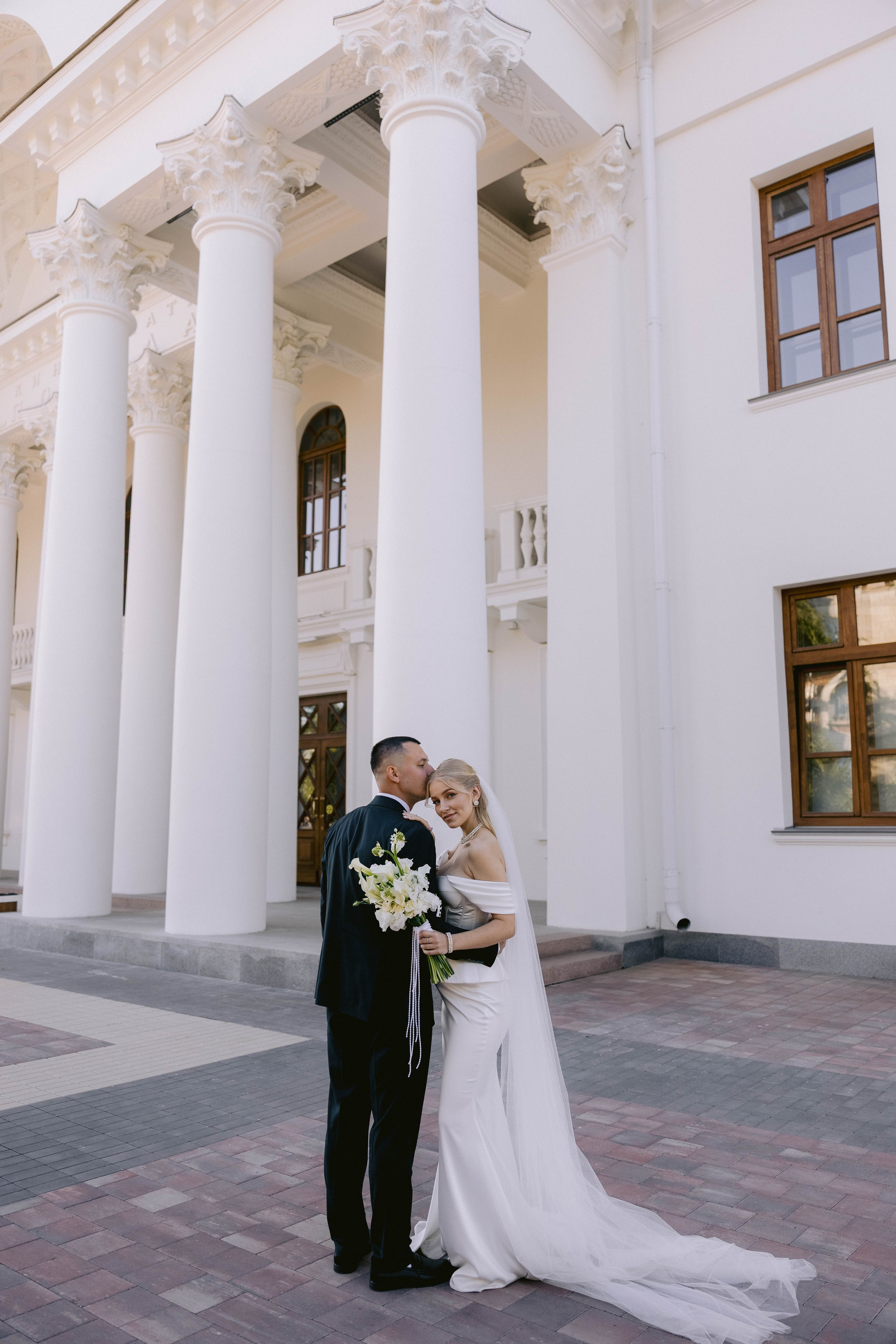Ангелина, Ефим (прогулка после ЗАГСа). Фотограф в Волгограде Кристина Прохоренко