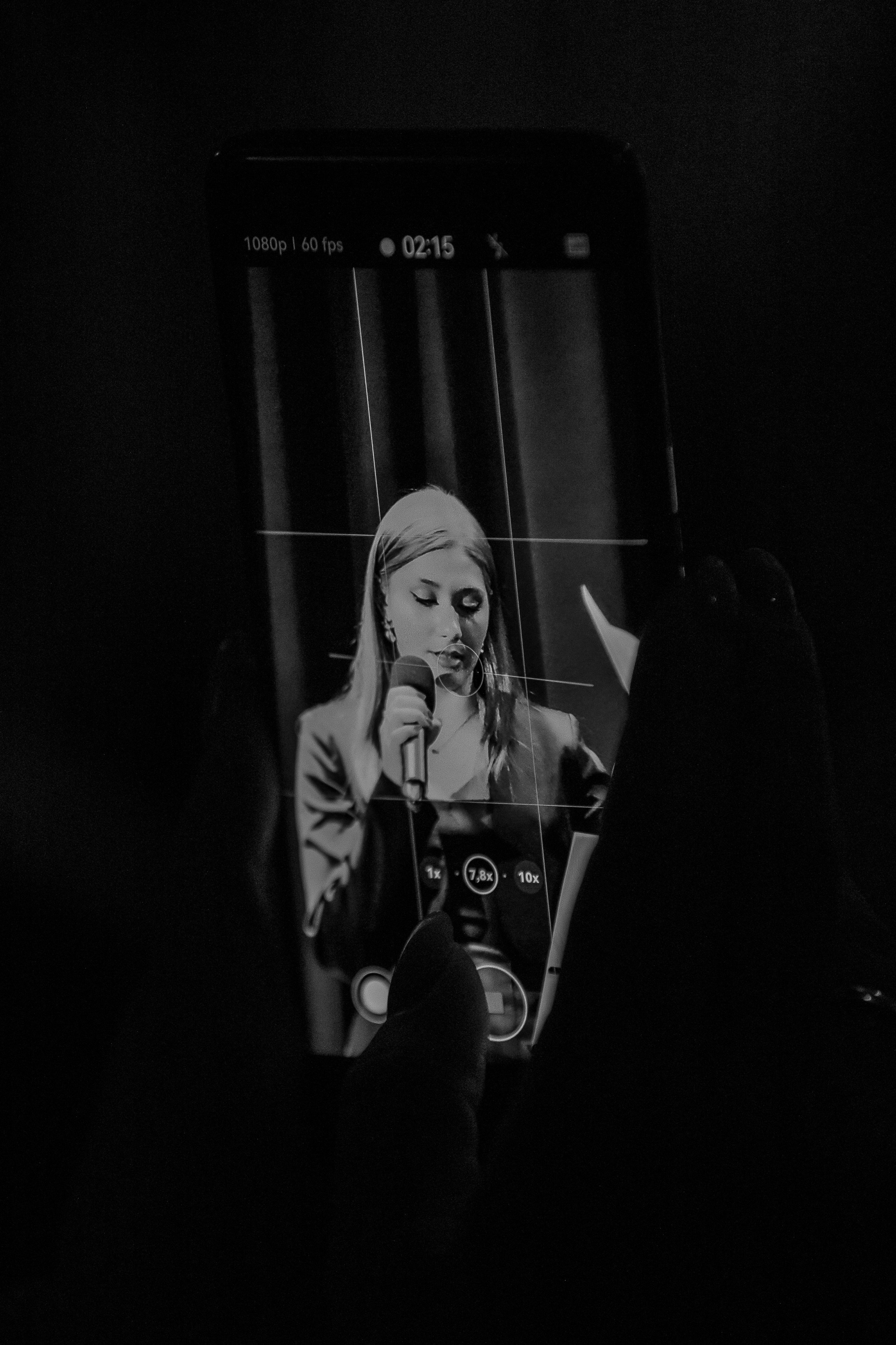 Поэтический вечер с Игорем Бушмелевым и Никой Станиславчик. Фотограф Юлия Мальцева