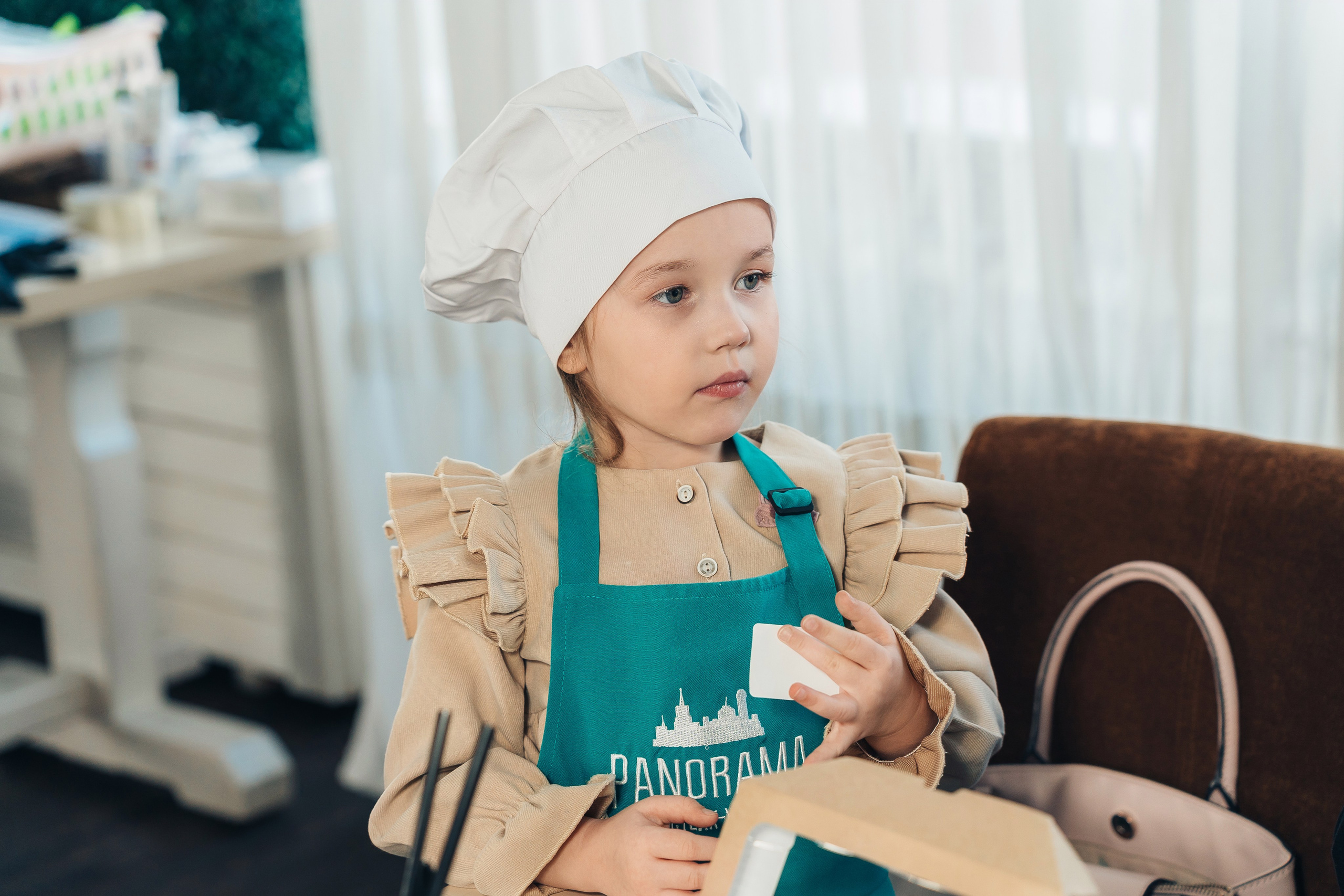 Юный кондитер. Фотограф Роман Янко.