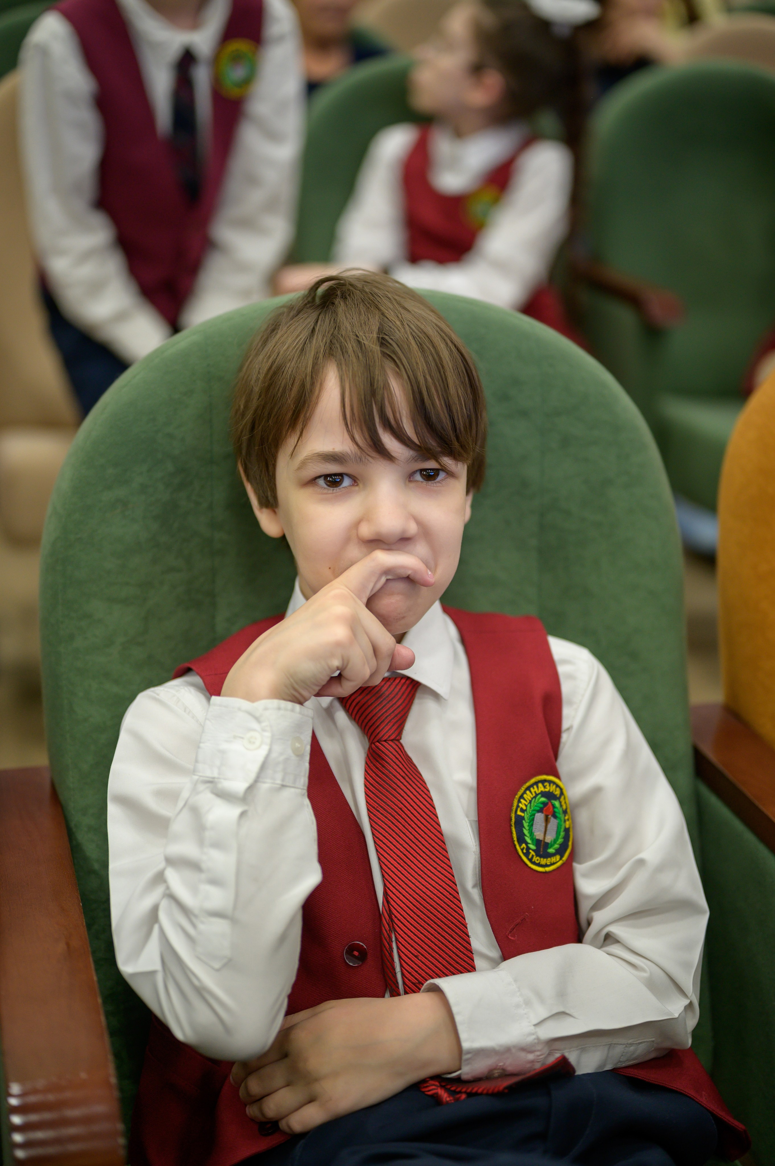 Выпускной 4Б гимназия № 16. Фотограф новорожденных, семейный детский в Тюмени Татьяна Морозова