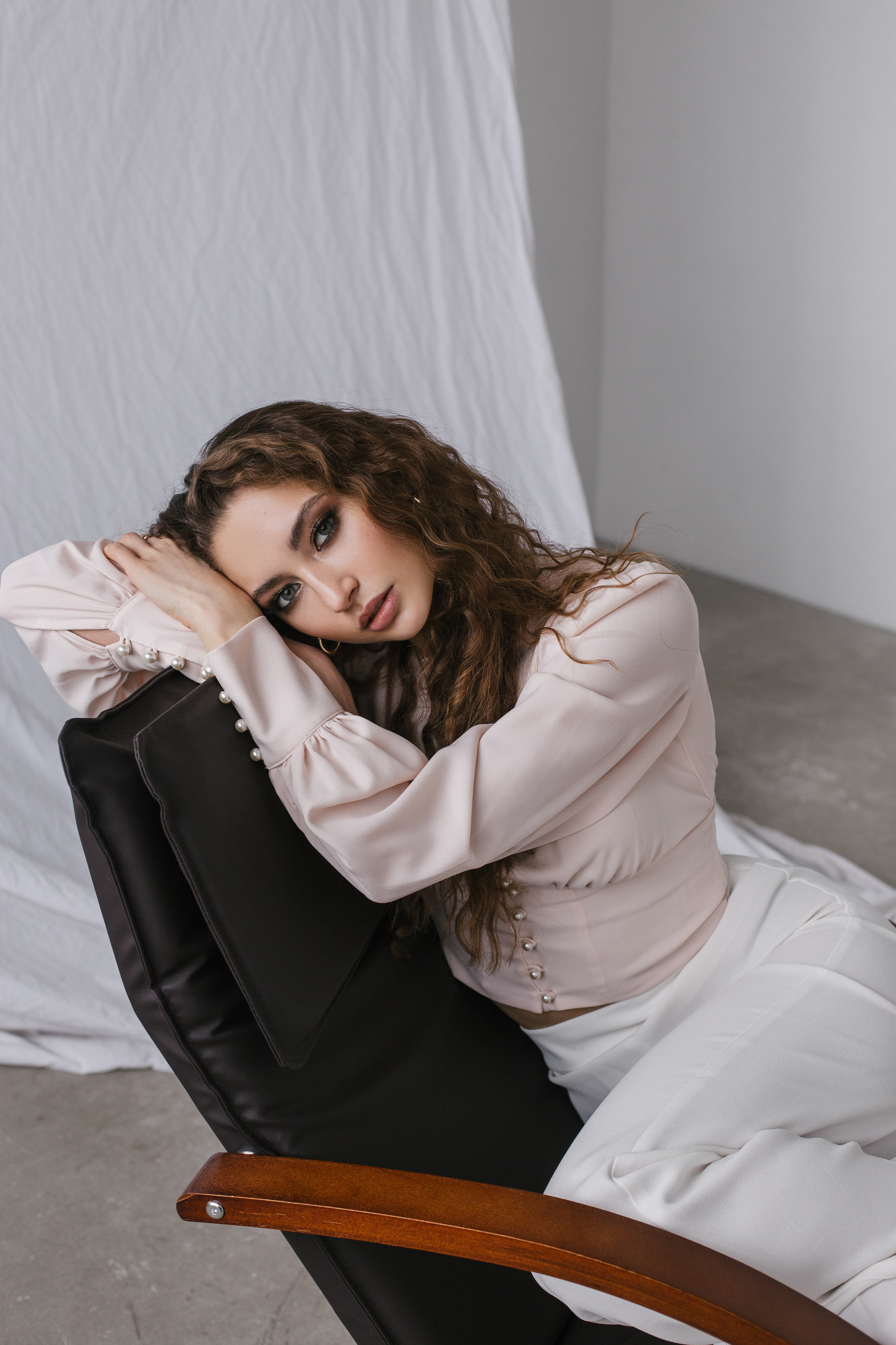 Чувственная фотосессия девушки. Brand и контент фотограф