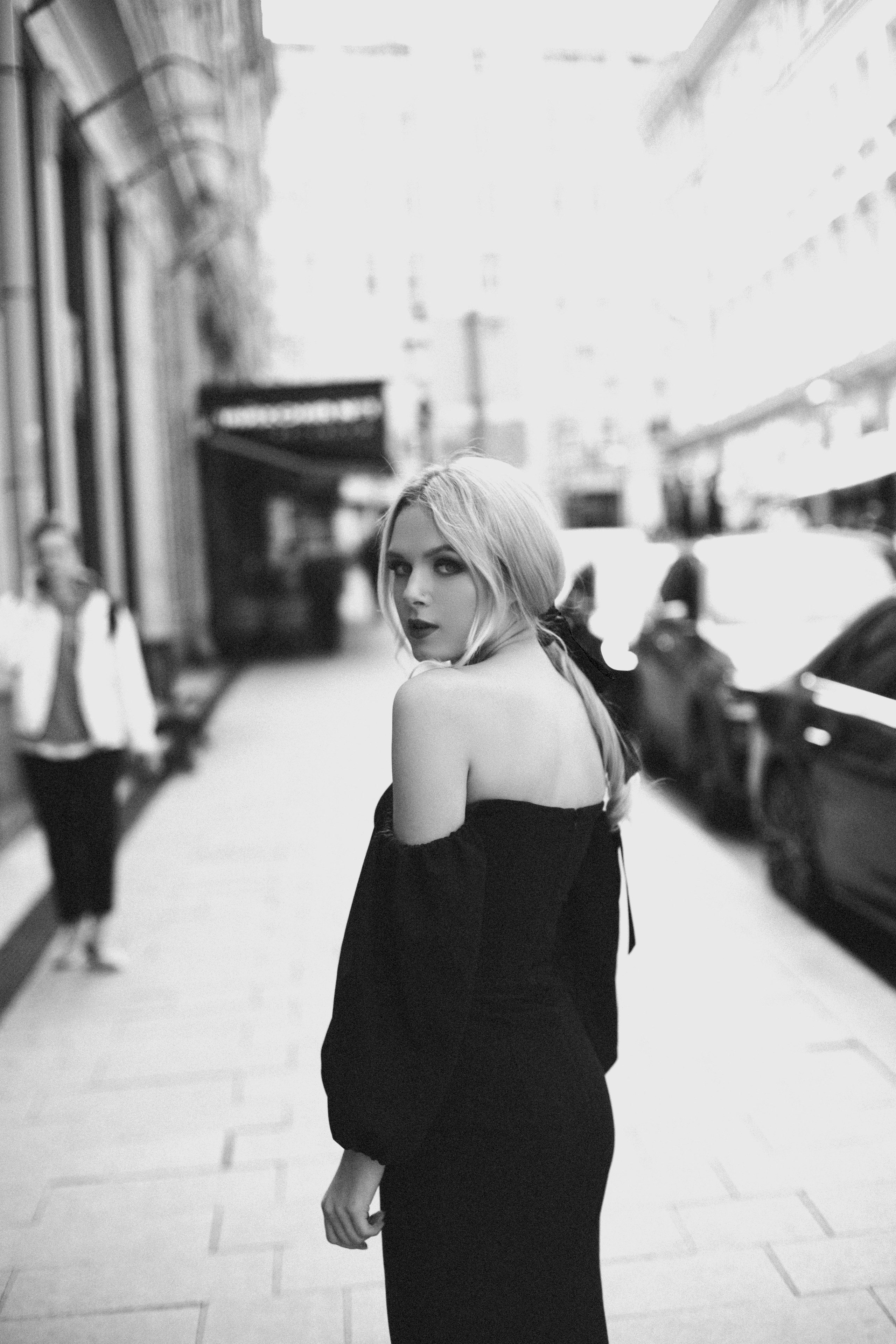 Уличная фотосессия в платье. Brand и контент фотограф