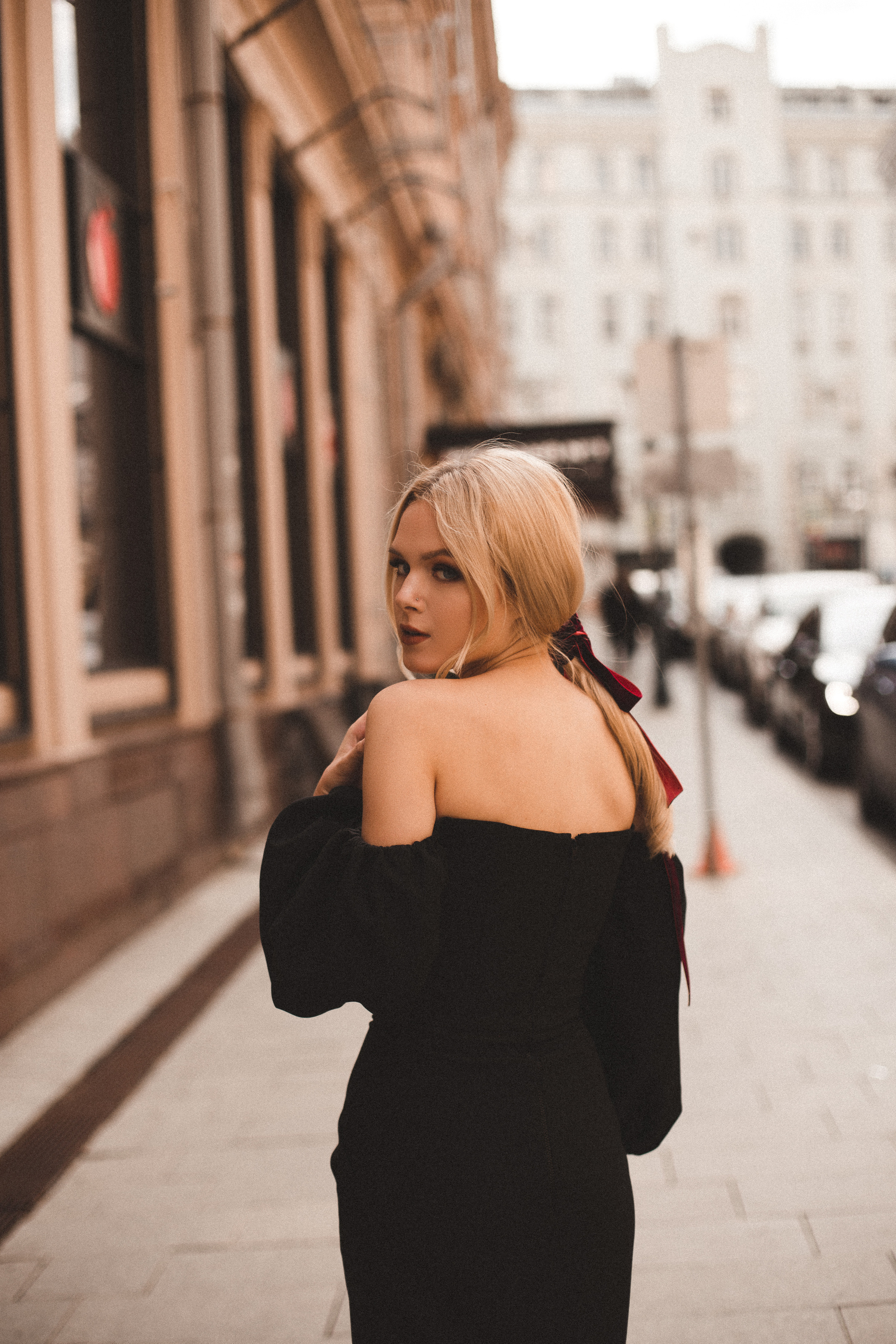 Уличная фотосессия в платье. Brand и контент фотограф