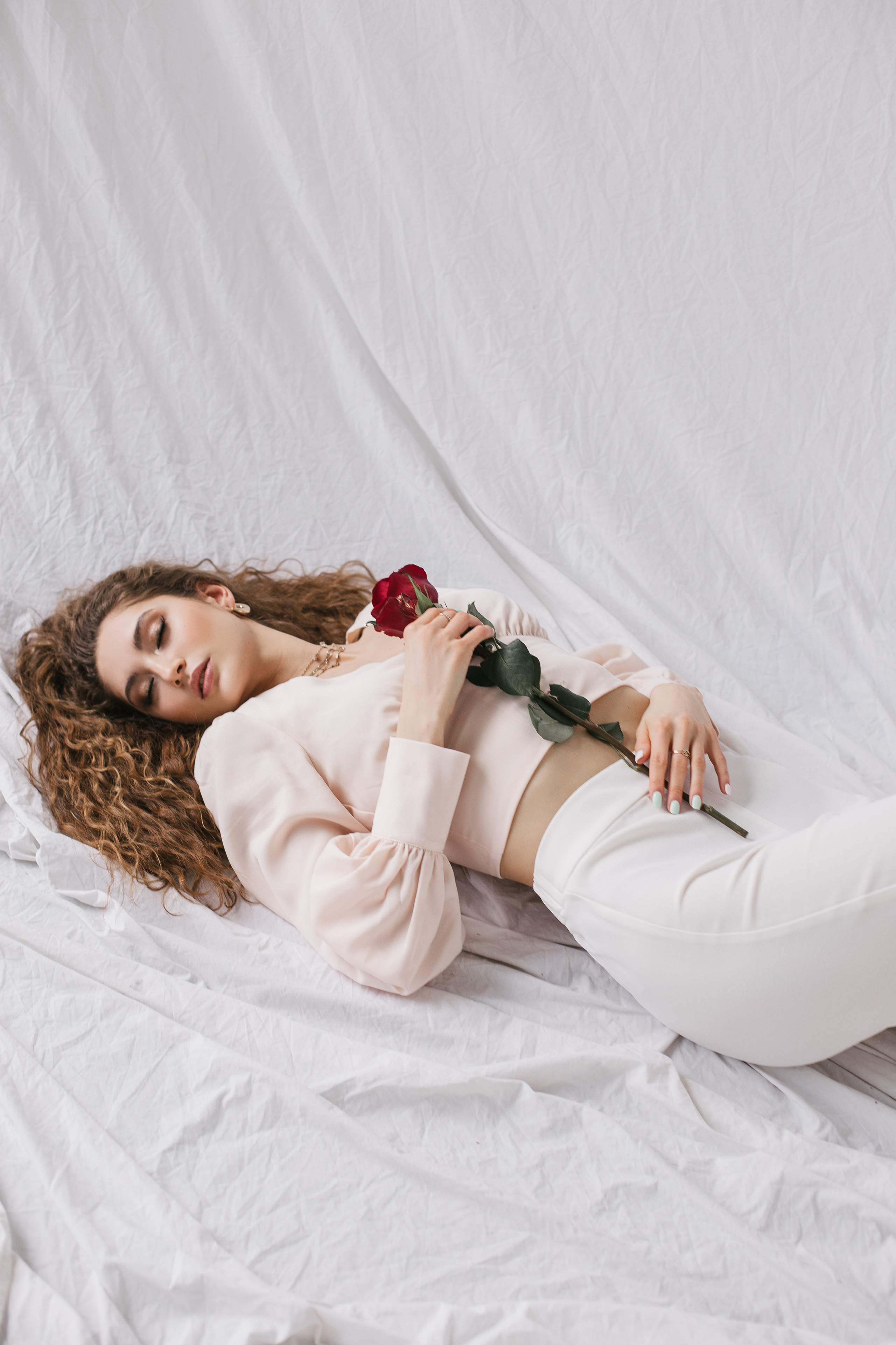 Чувственная фотосессия девушки. Brand и контент фотограф