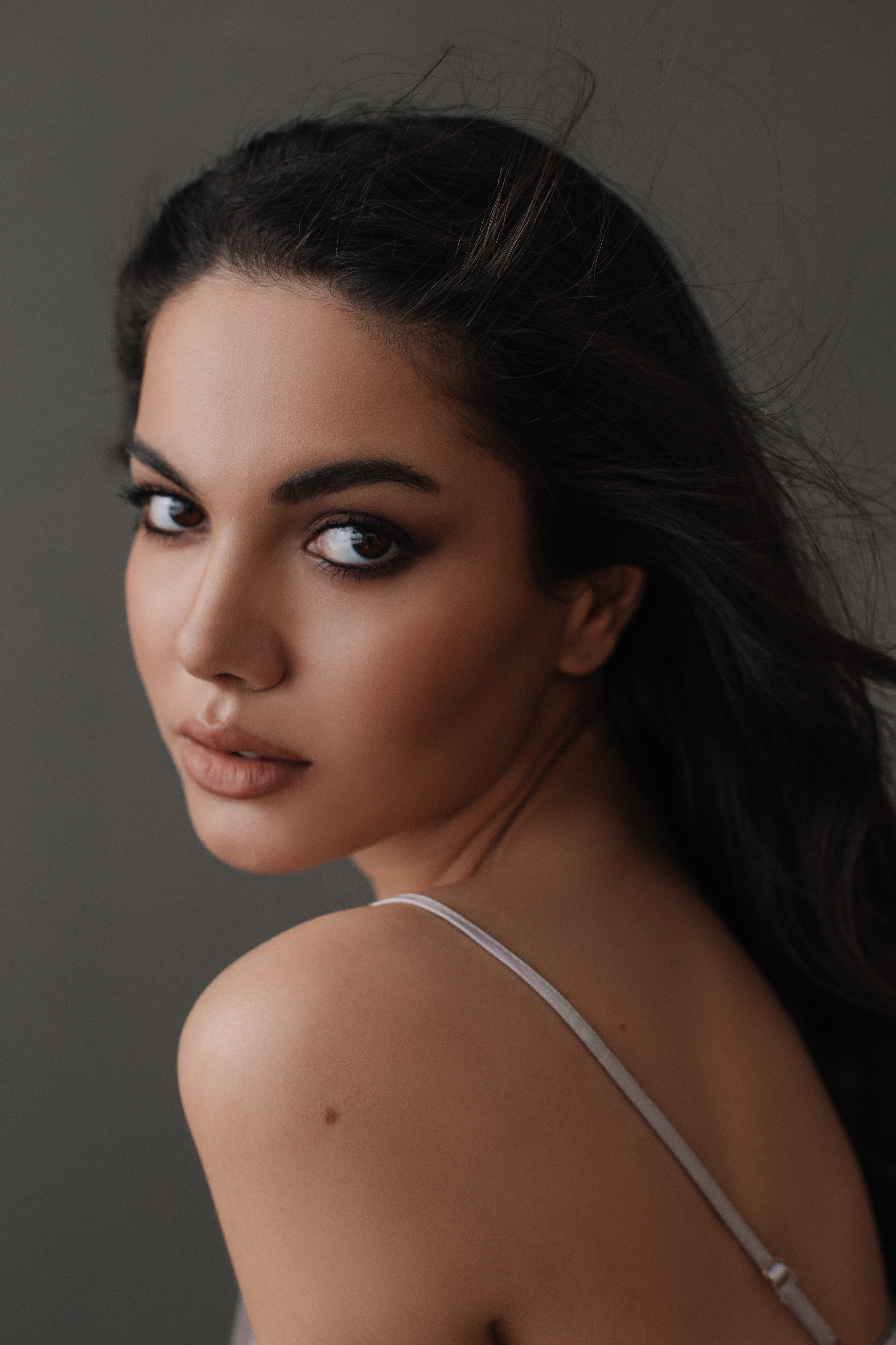 Чувственная фотосессия девушки. Brand и контент фотограф